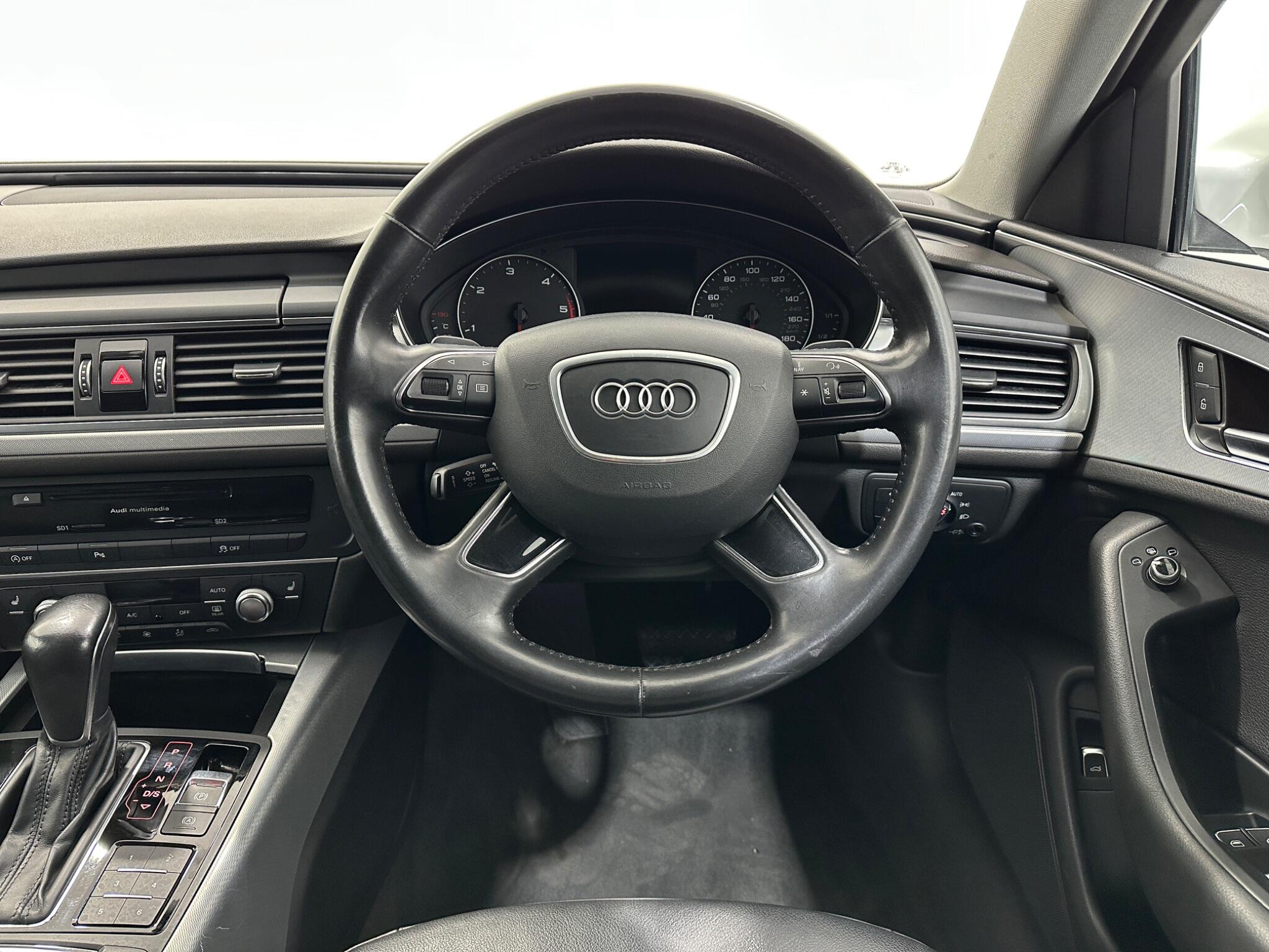 Audi A6 view 13