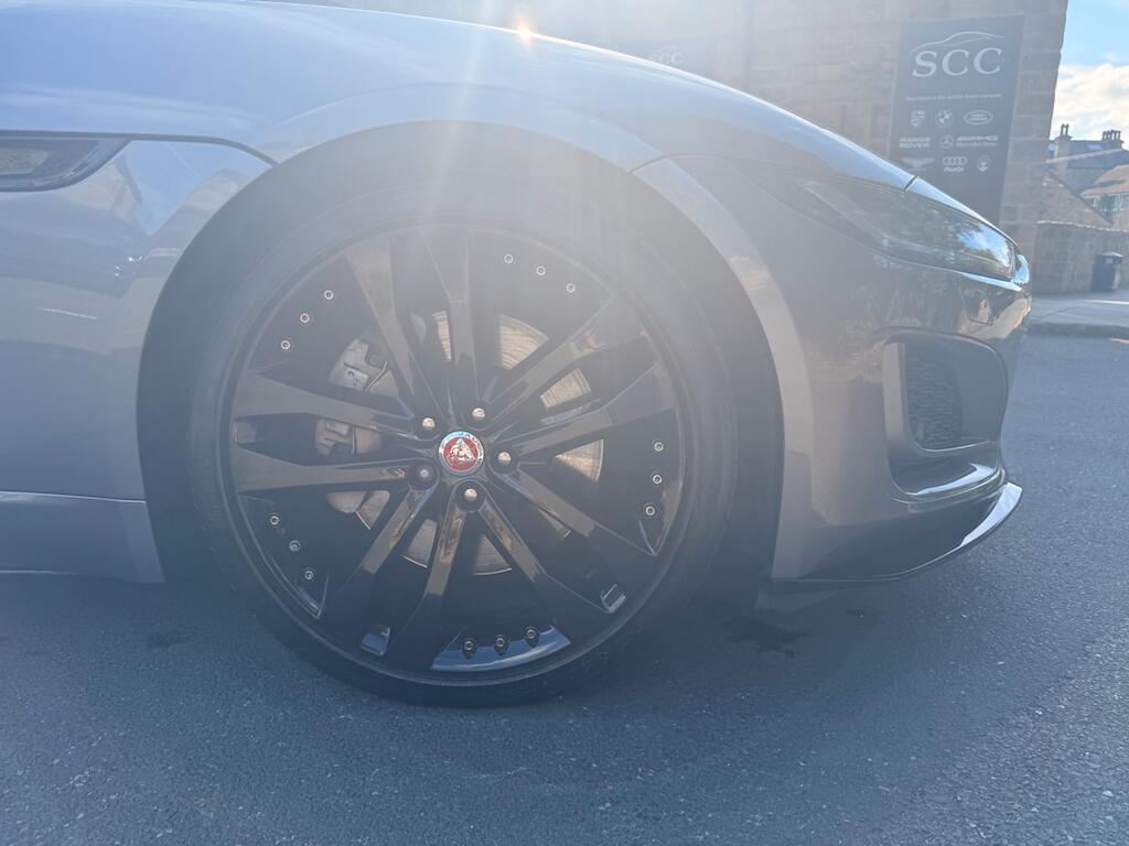 Jaguar F-Type view 31