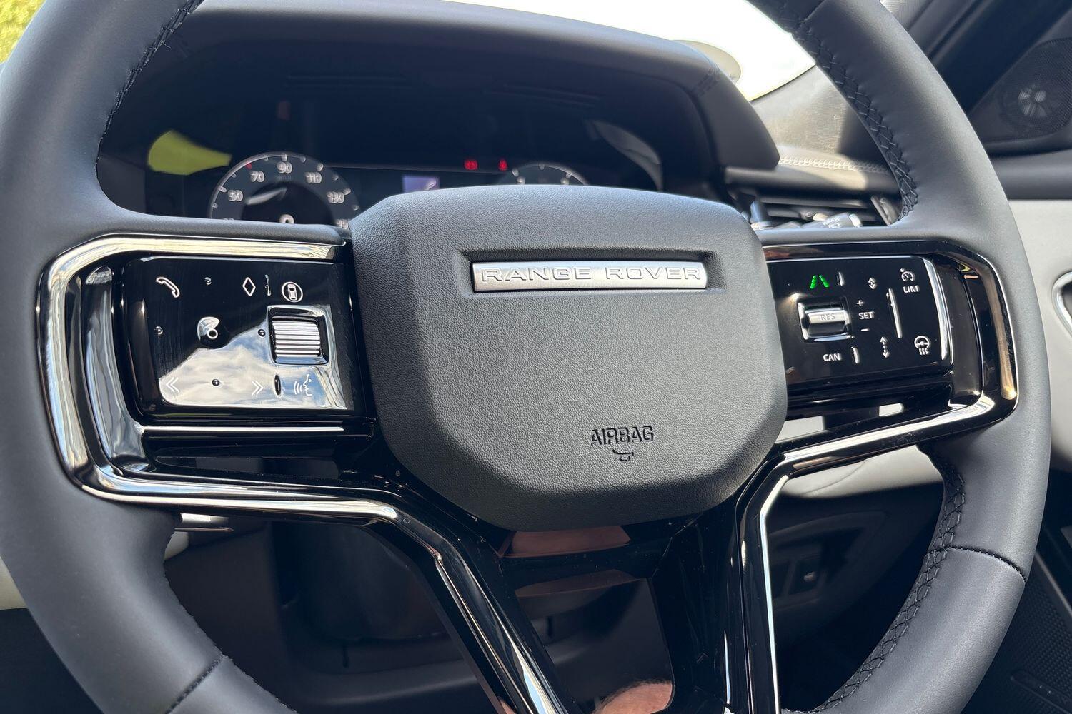 Land Rover Range Rover Velar view 35