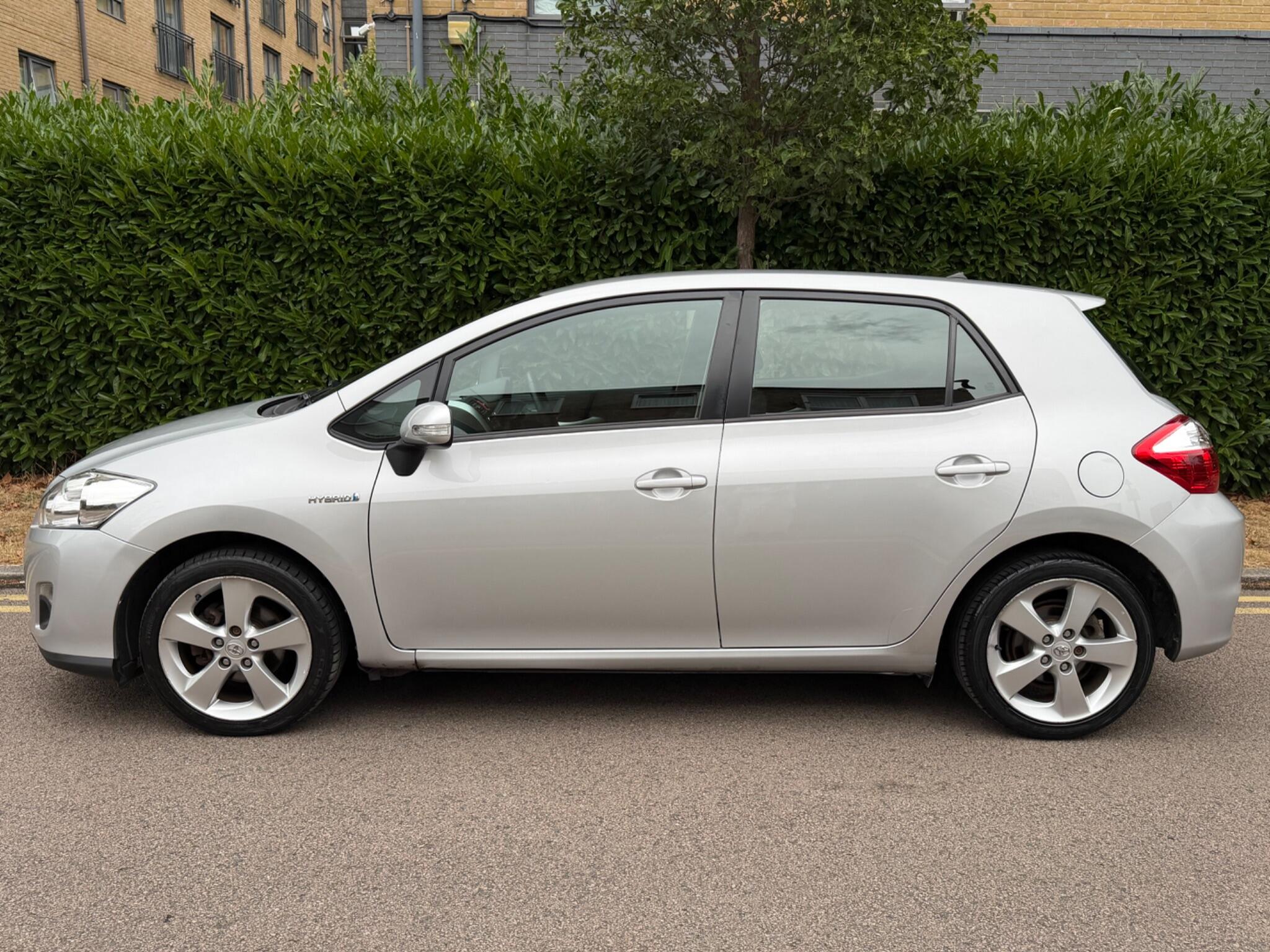 Toyota Auris view 10