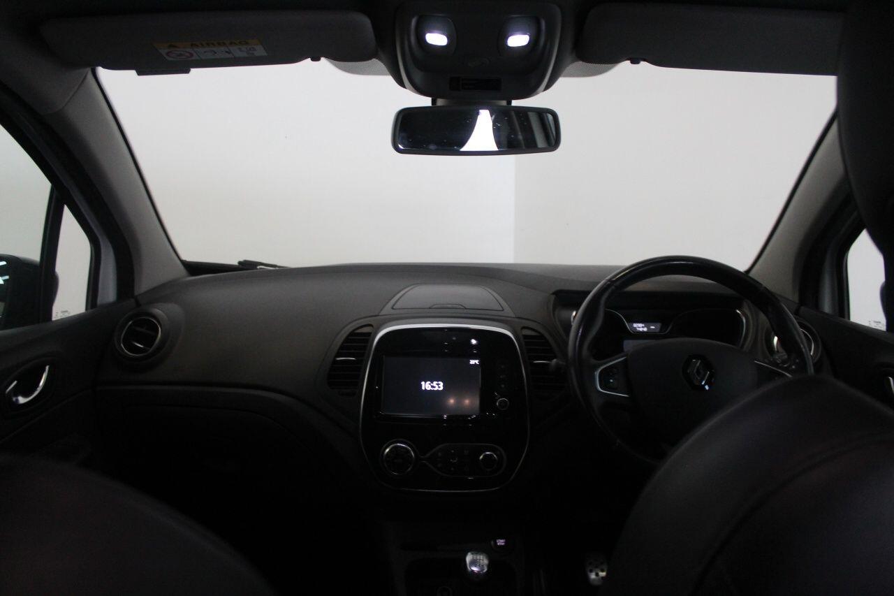 Renault Captur view 30