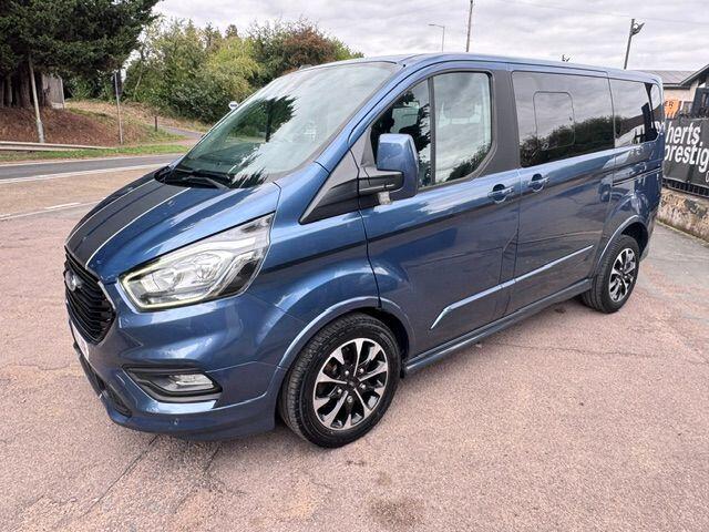 Ford Tourneo Custom view 3