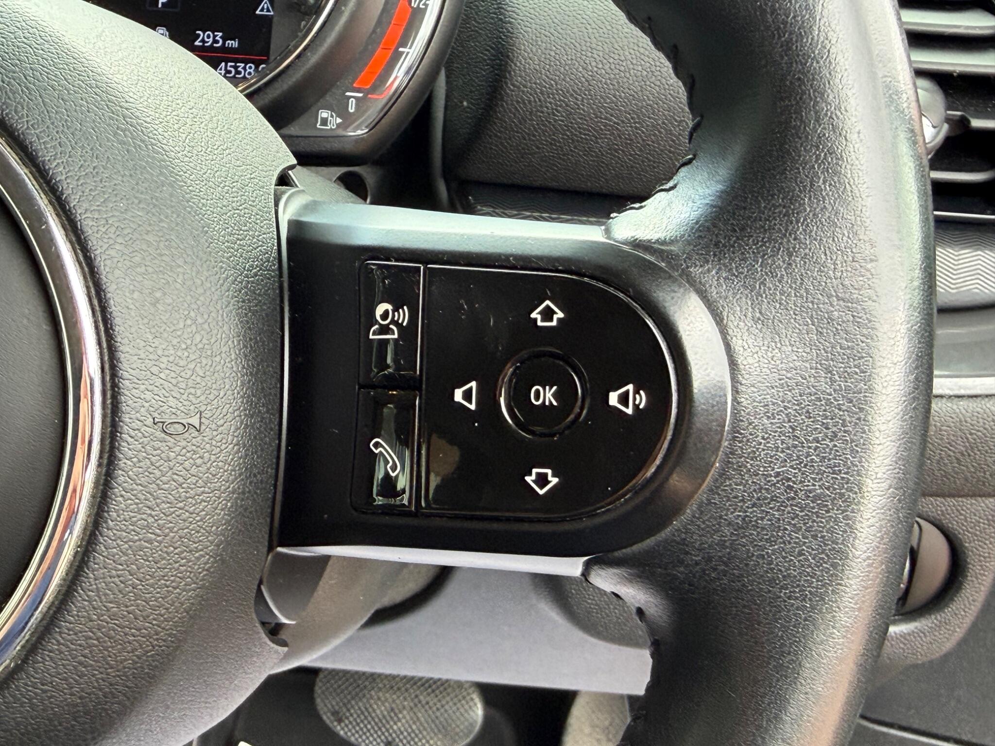 Mini Clubman view 74