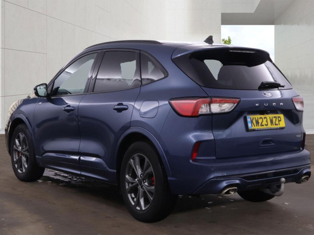 Ford Kuga view 3