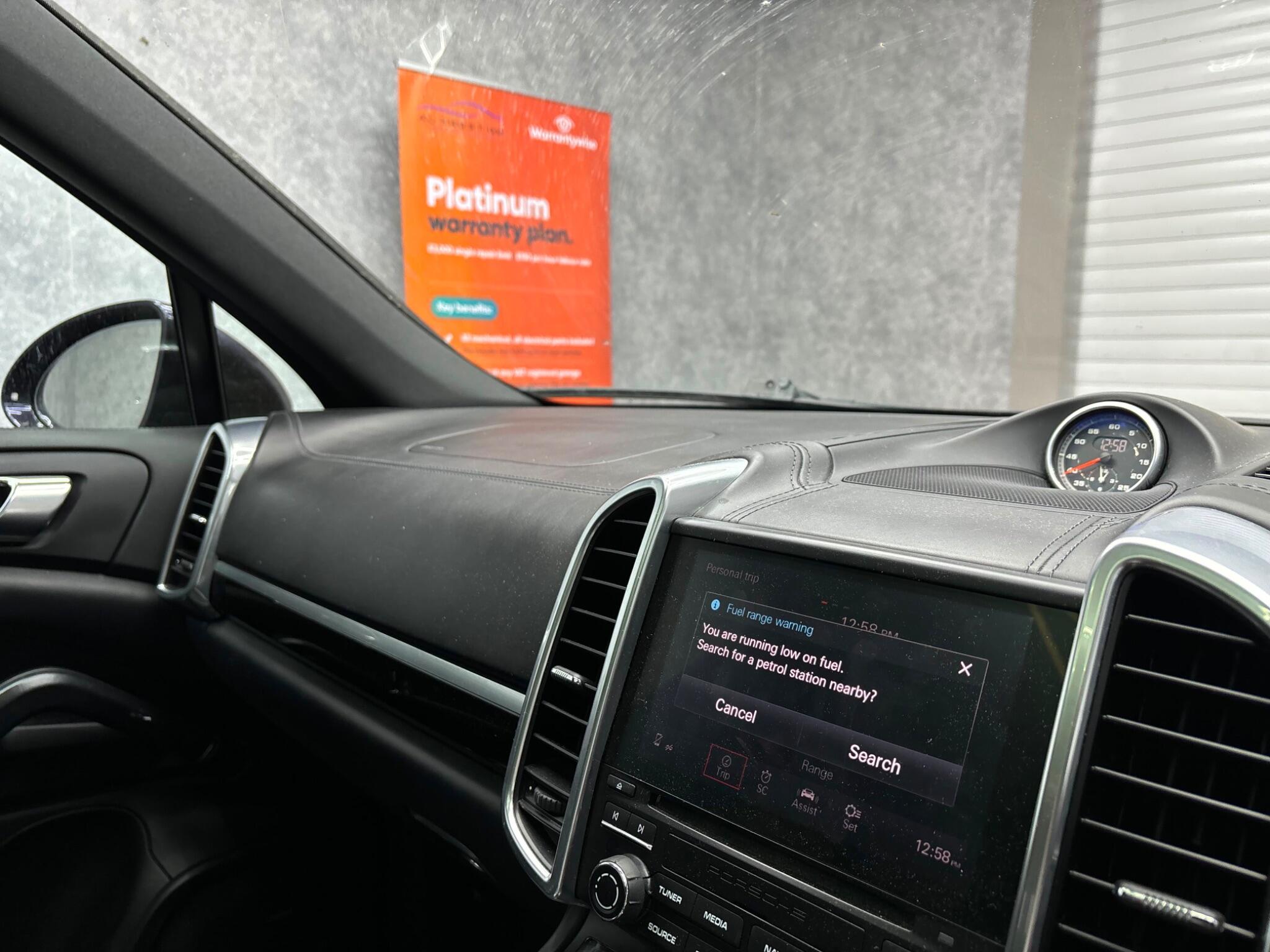 Porsche Cayenne view 40