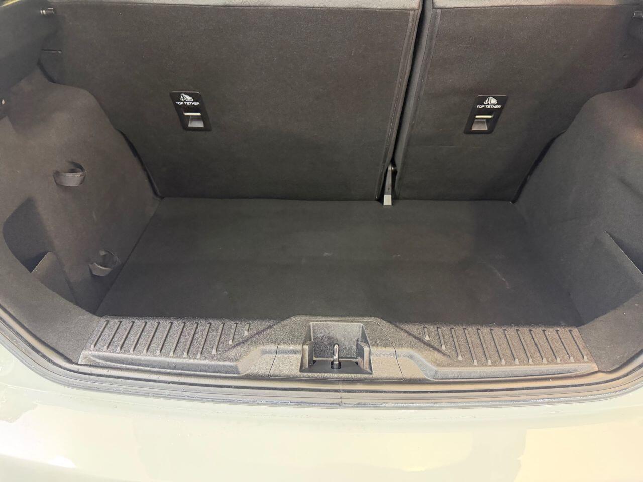 Ford Fiesta view 23