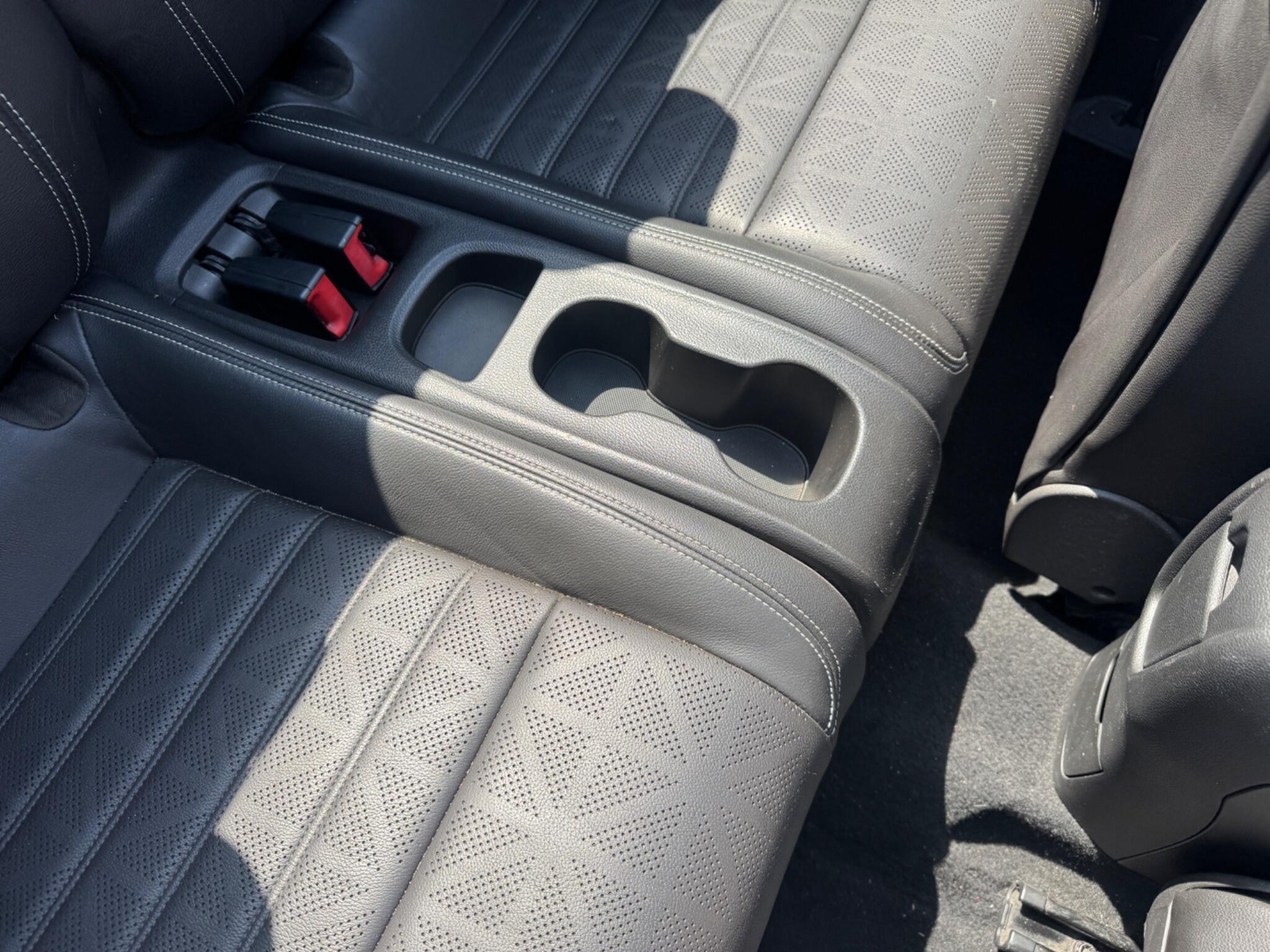 Vauxhall Cascada view 28