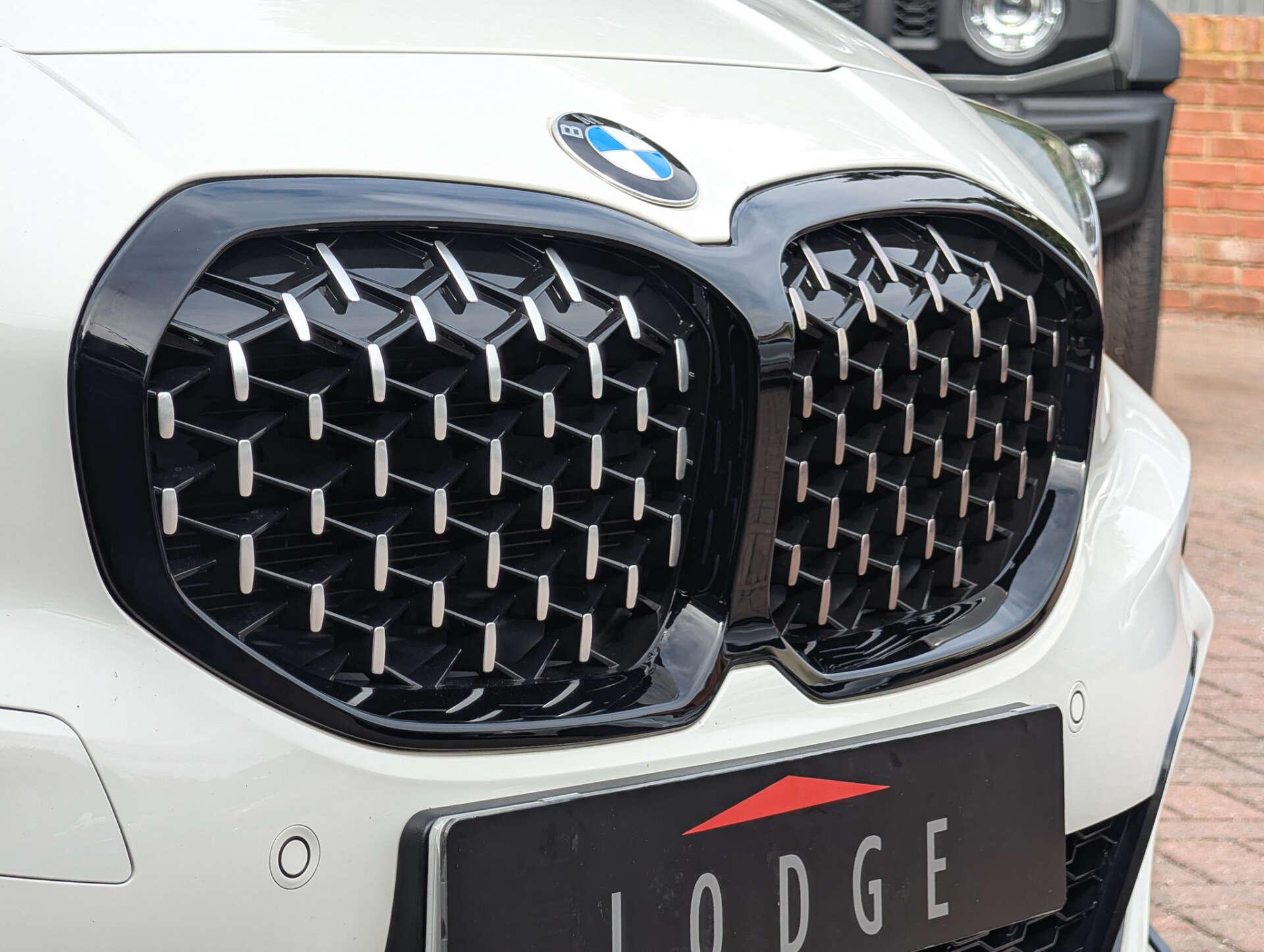 BMW 1 Series view 11