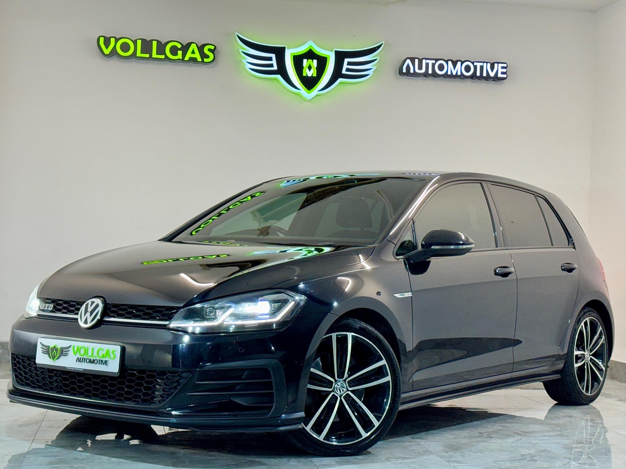 Volkswagen Golf view 8