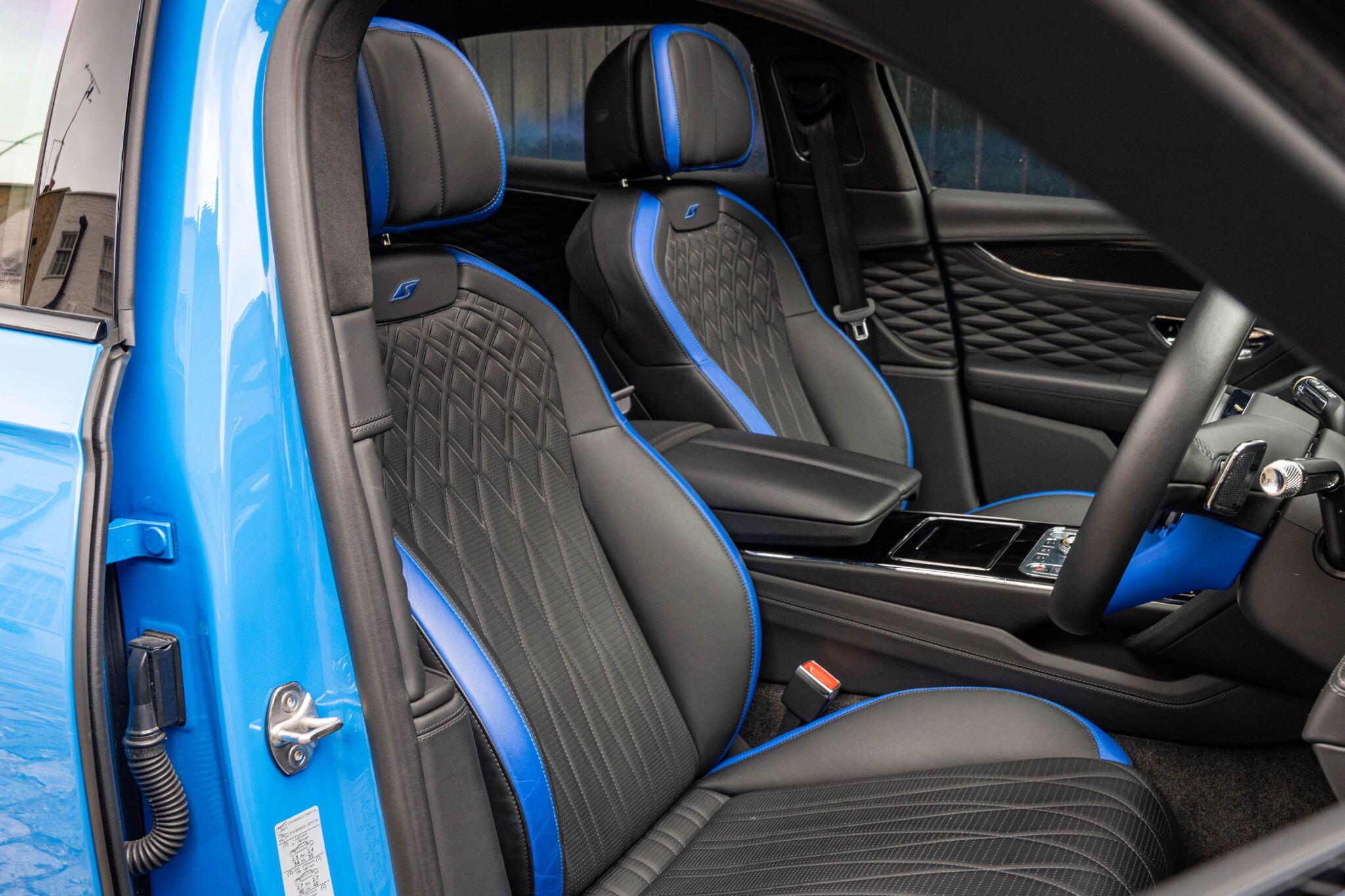 Bentley Flying Spur view 24