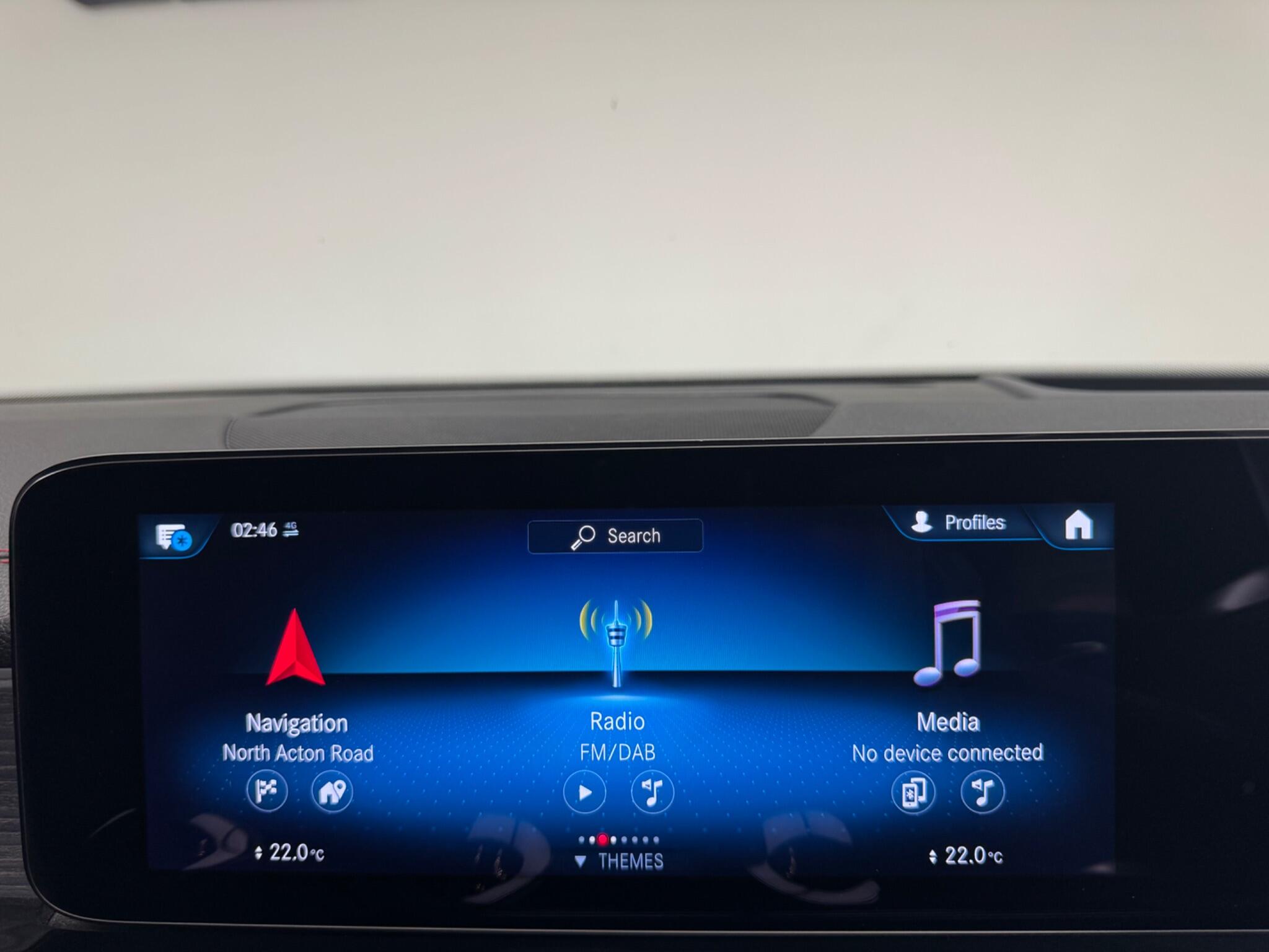Mercedes-Benz Eqb view 16