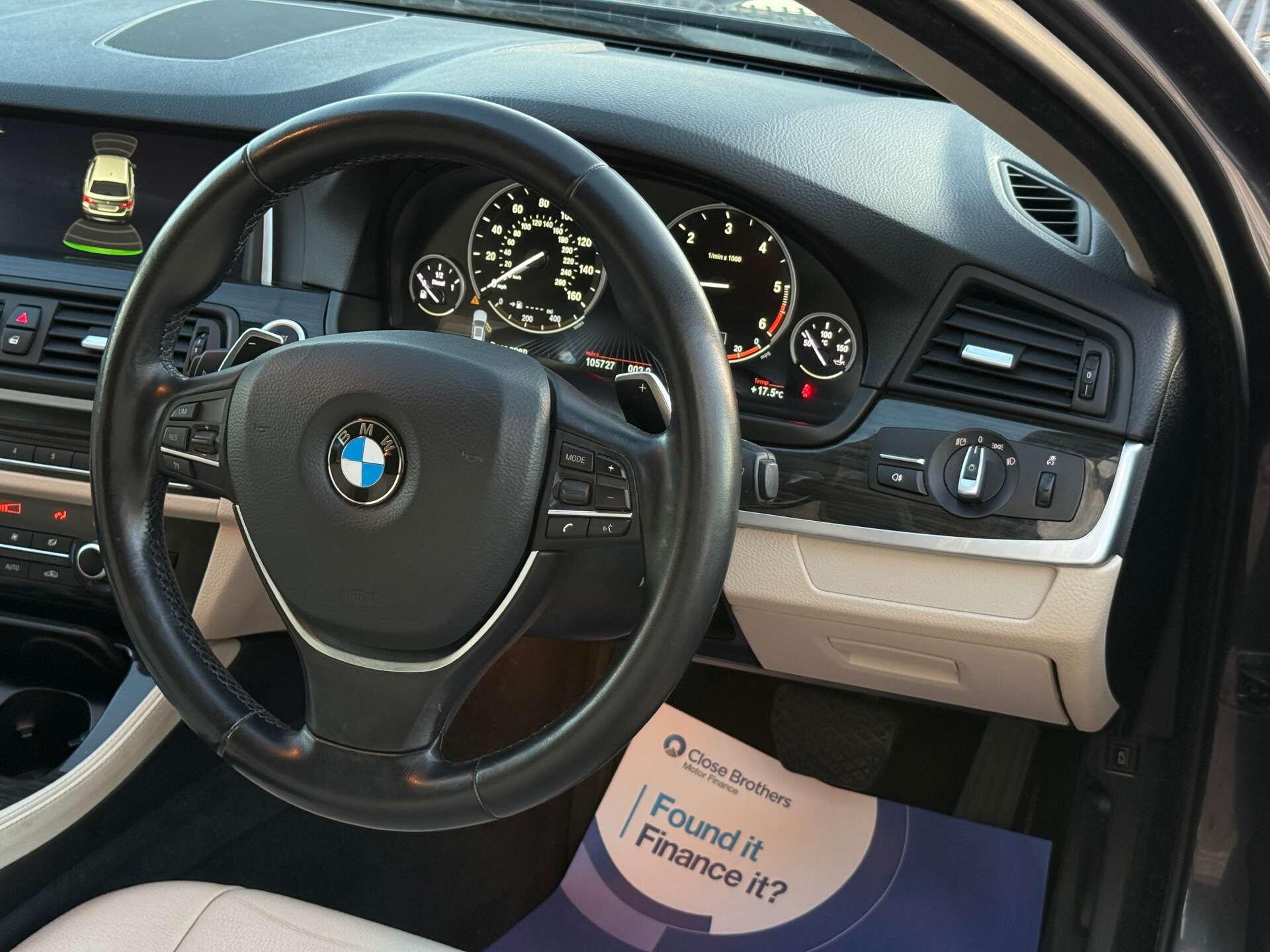 BMW 5 Series view 43