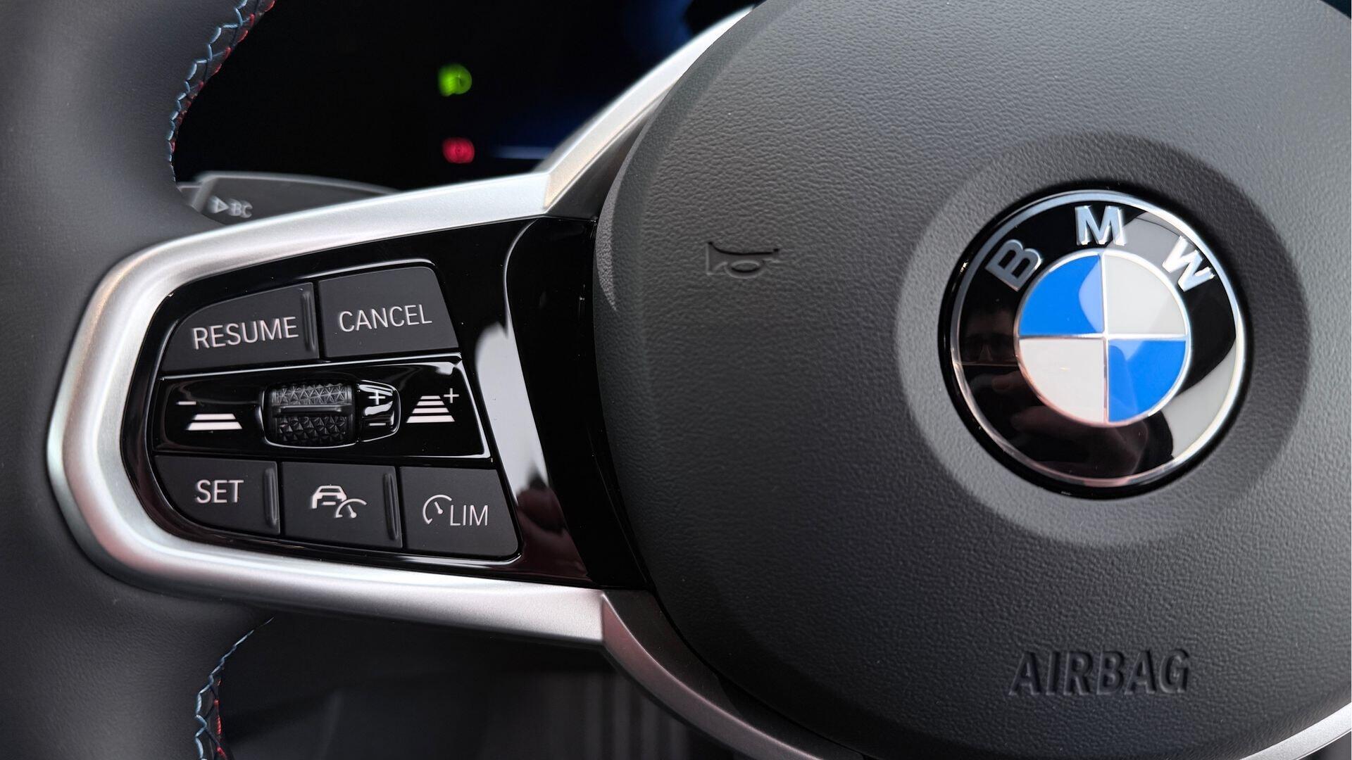 BMW i4 view 17