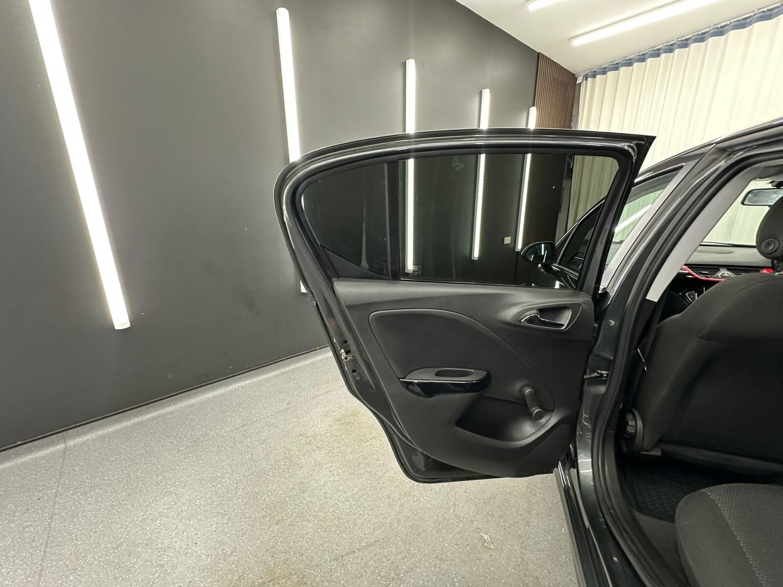 Vauxhall Corsa view 15