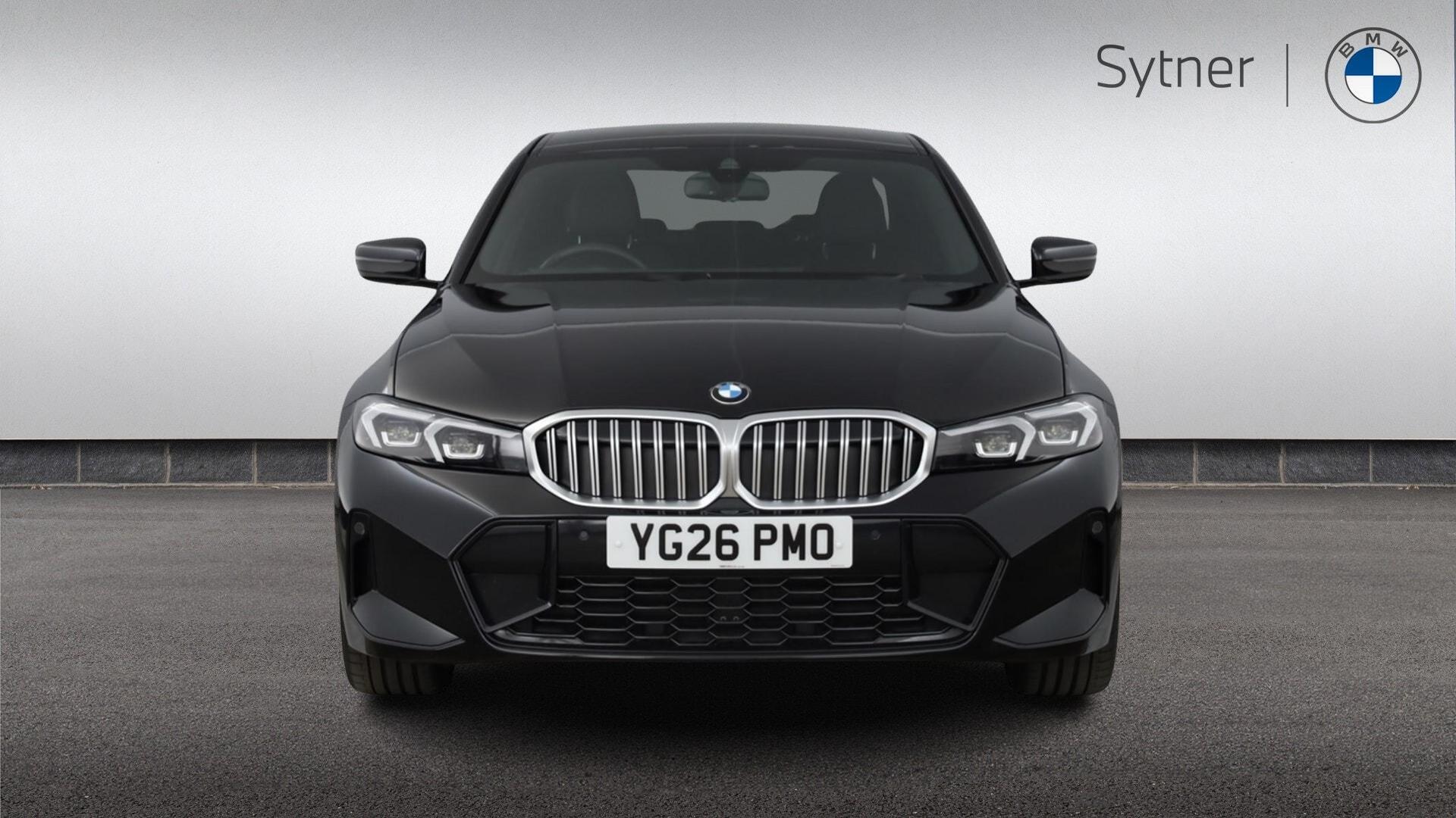 BMW 3 Series view 16