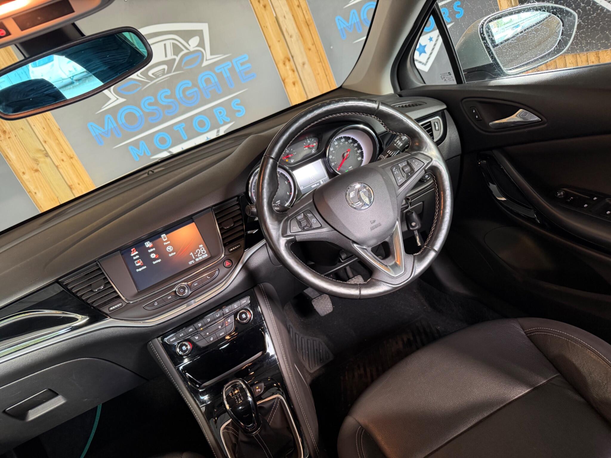 Vauxhall Astra view 13