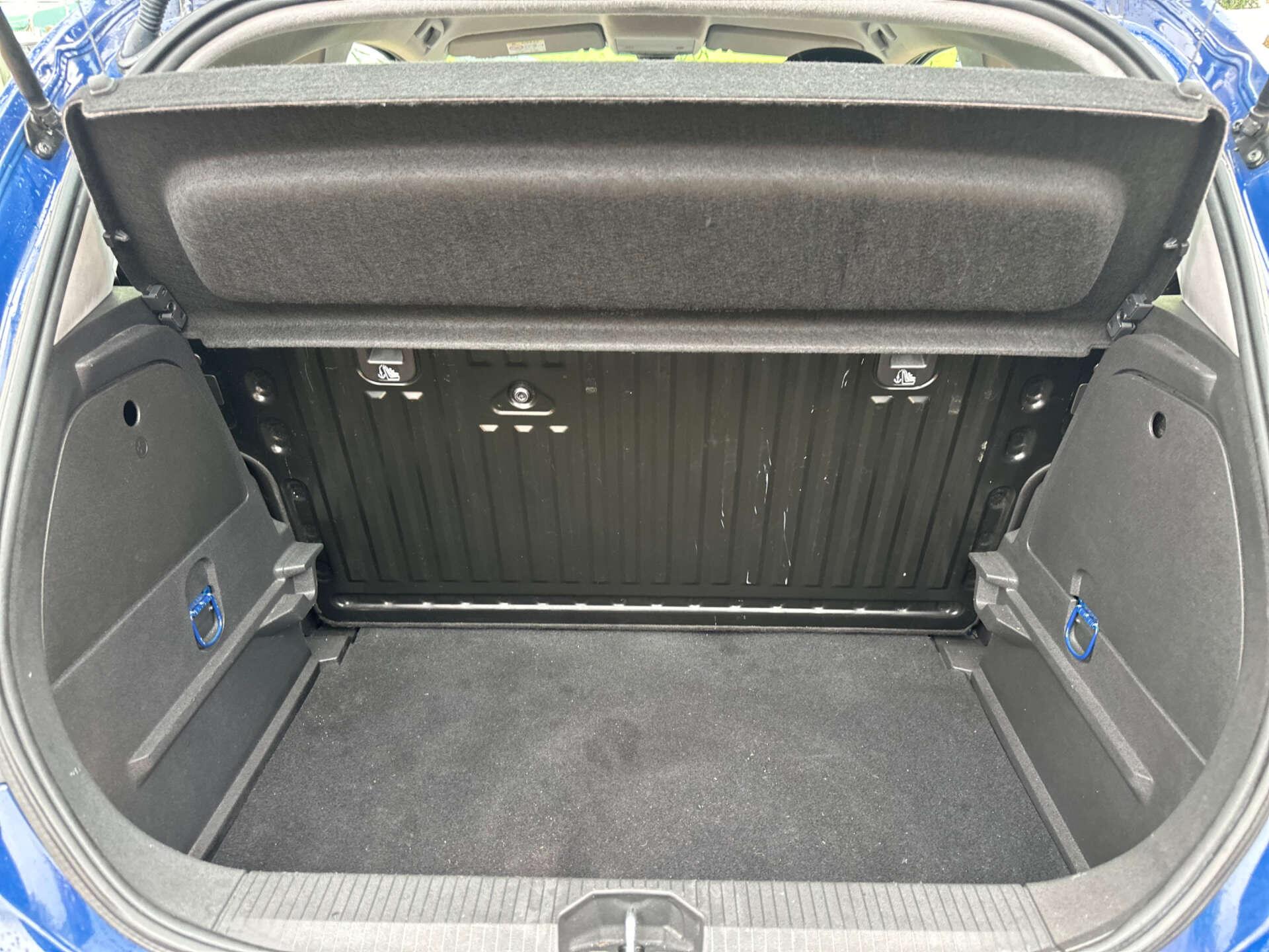 Vauxhall Corsa view 14