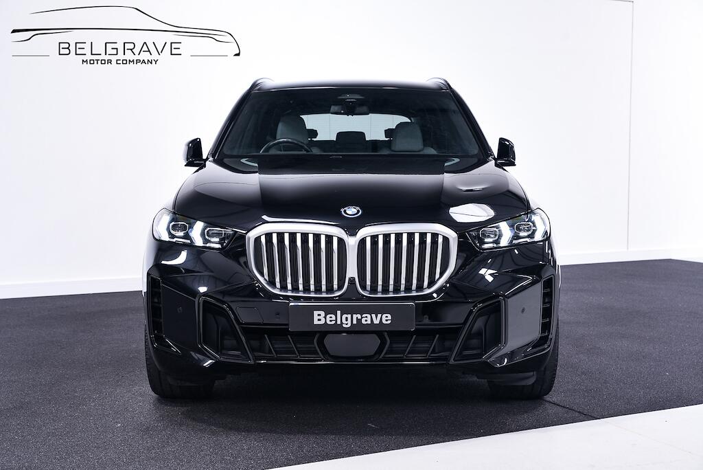 BMW X5 view 5