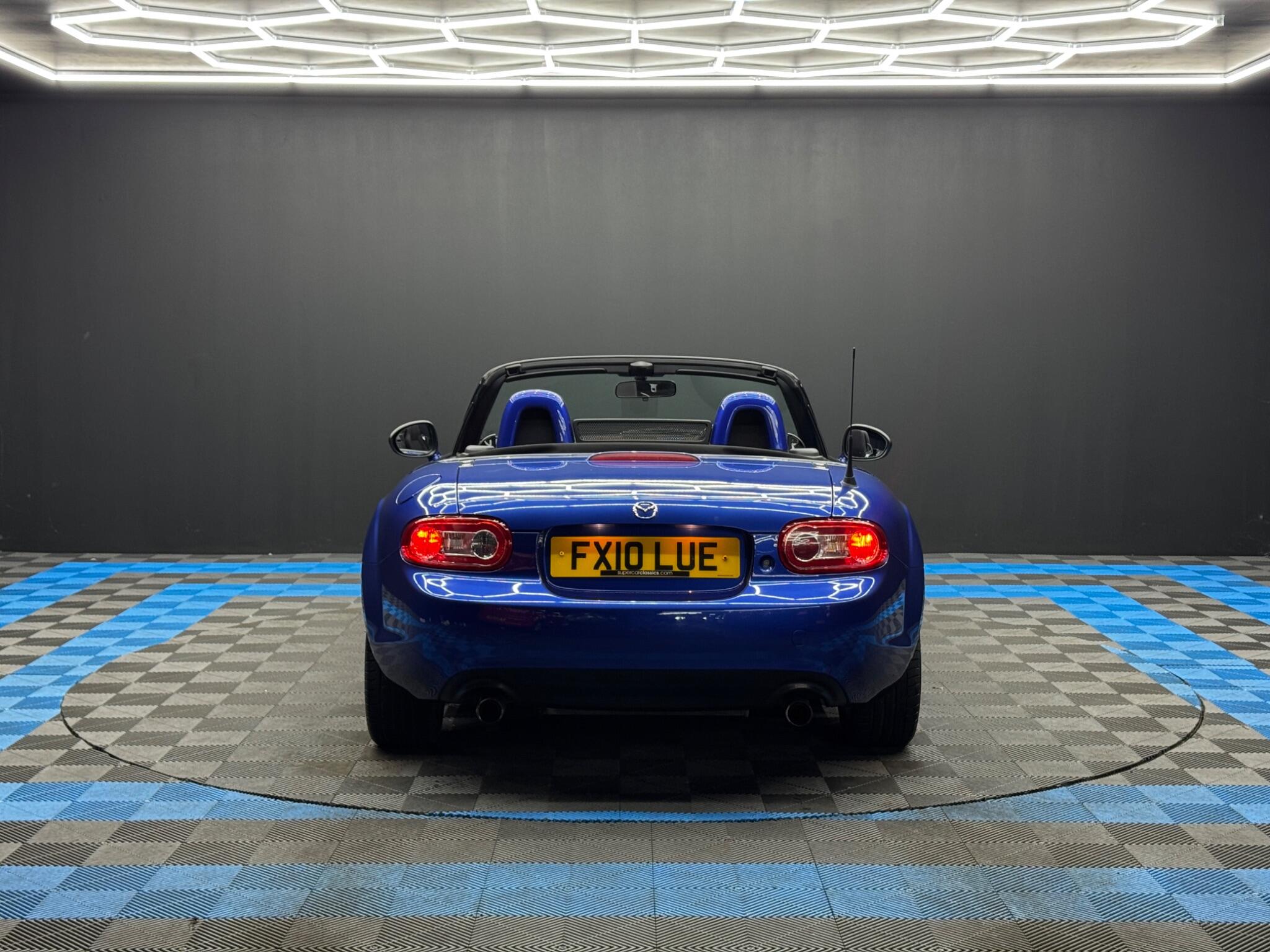 Mazda MX-5 view 6