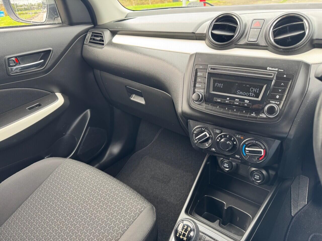 Suzuki Swift view 45