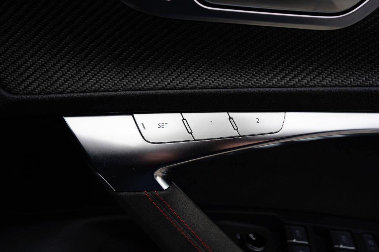 Audi RS6 view 31