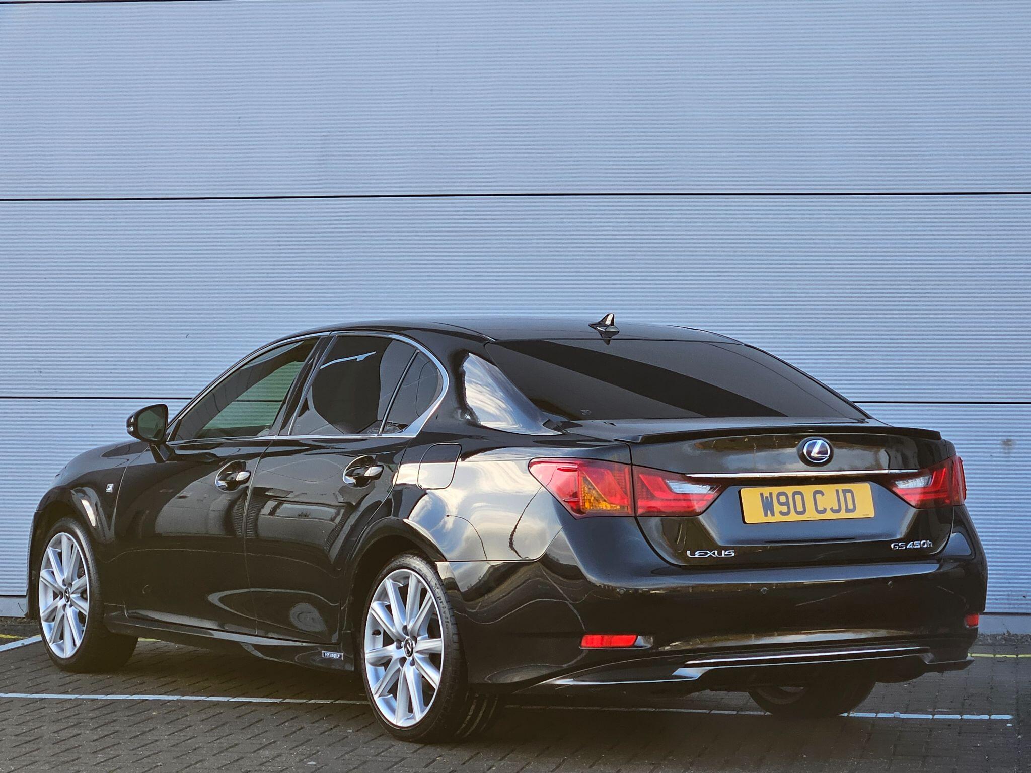 Lexus GS view 5
