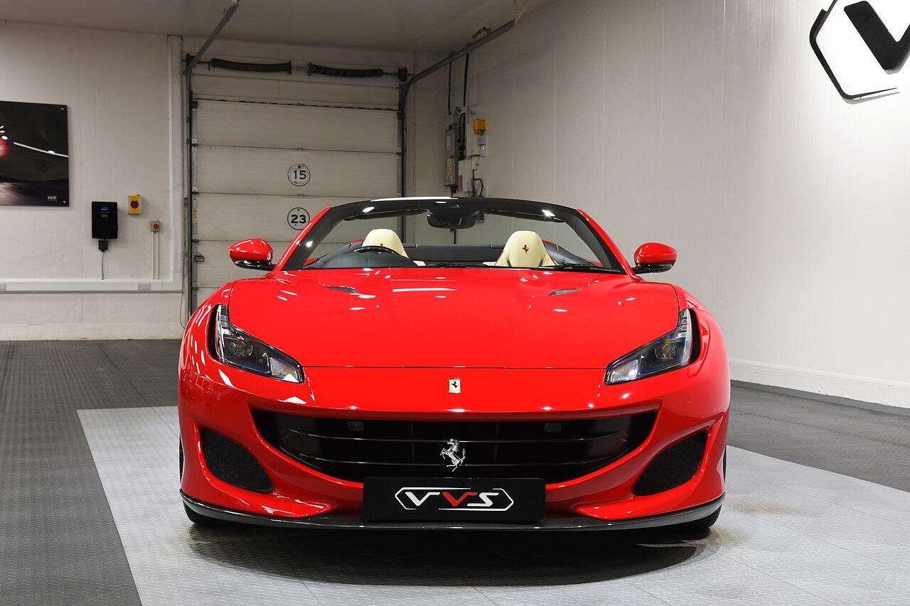 Ferrari Portofino view 31