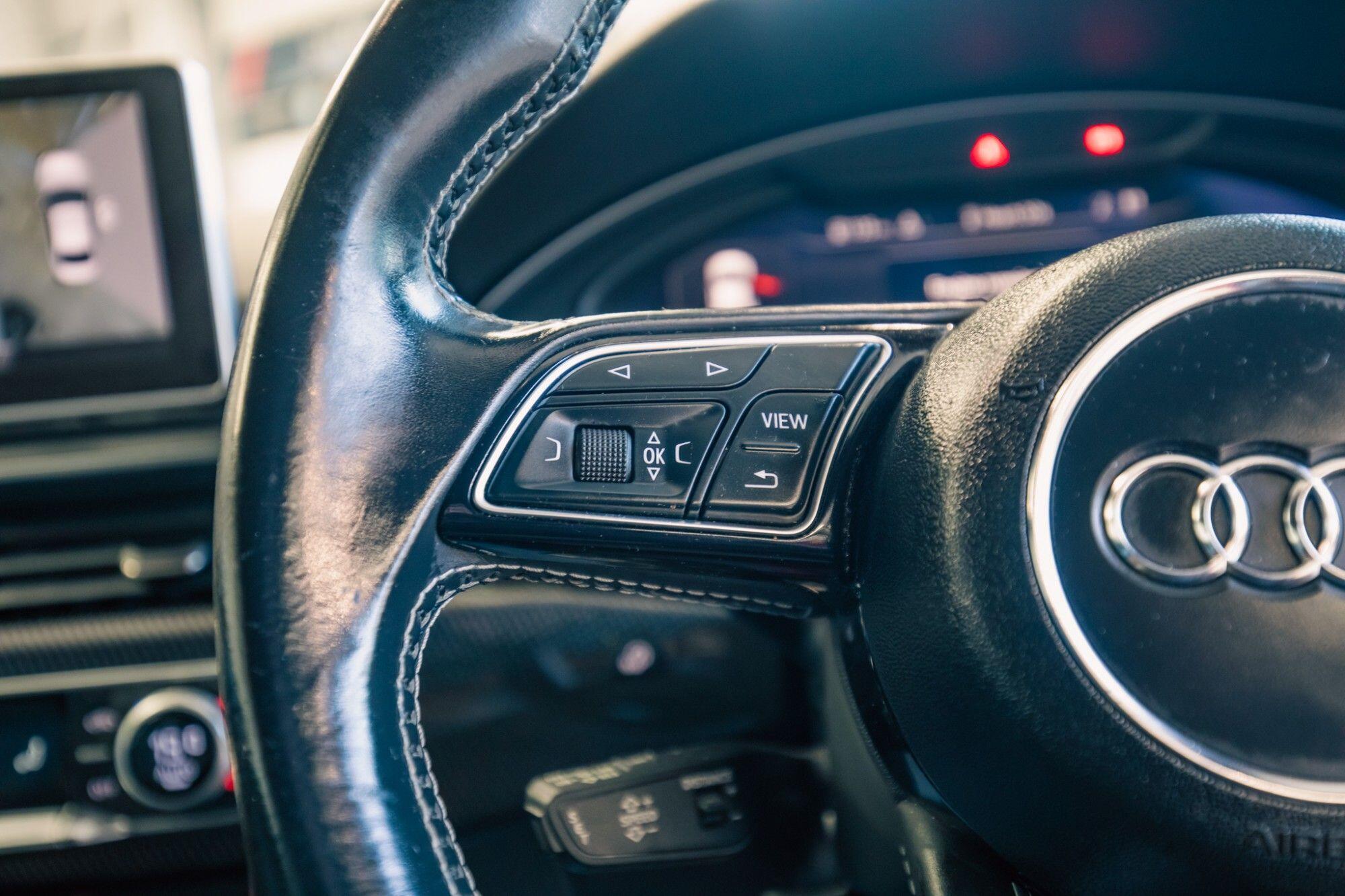 Audi S5 view 12