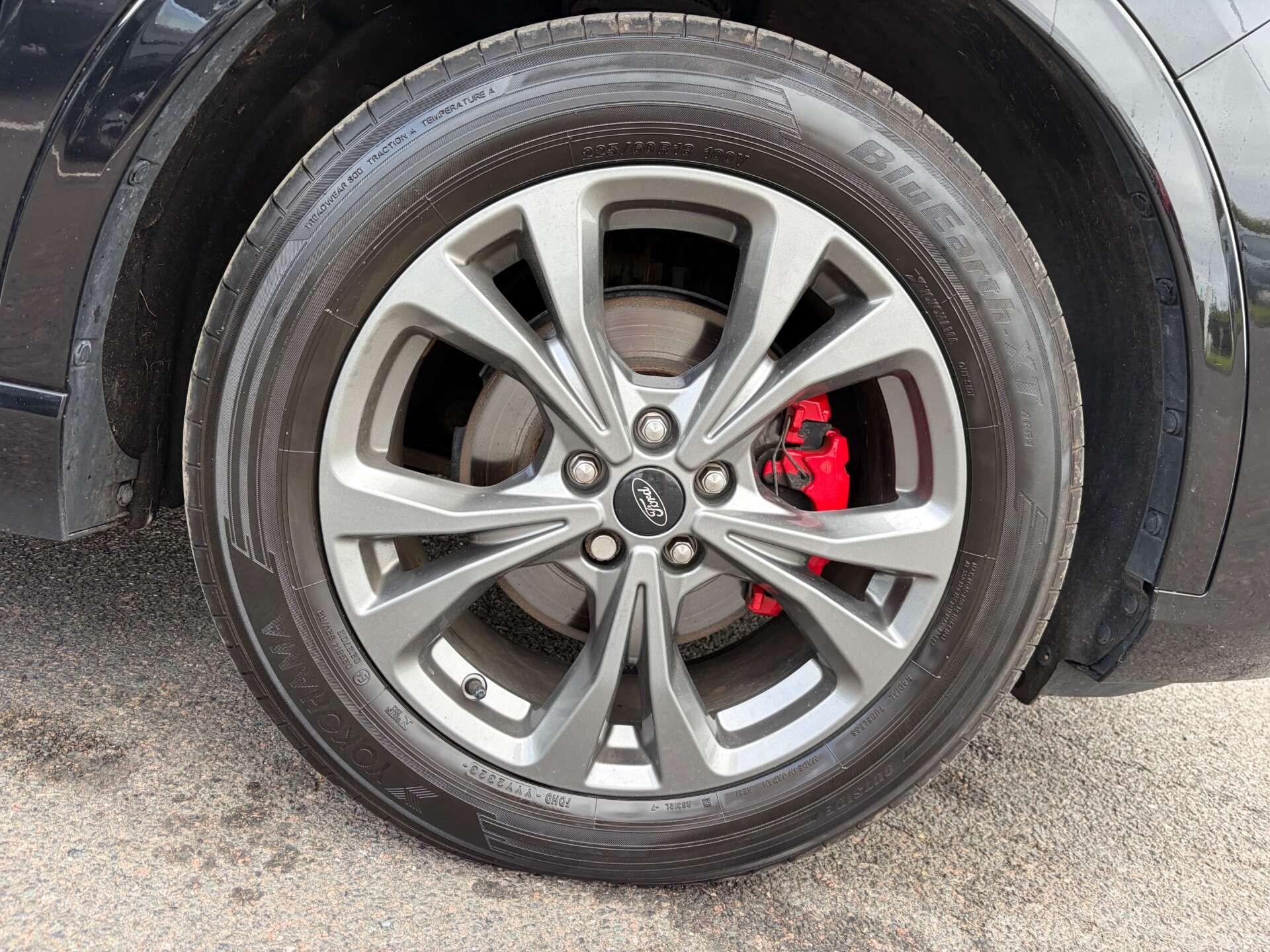 Ford Kuga view 11