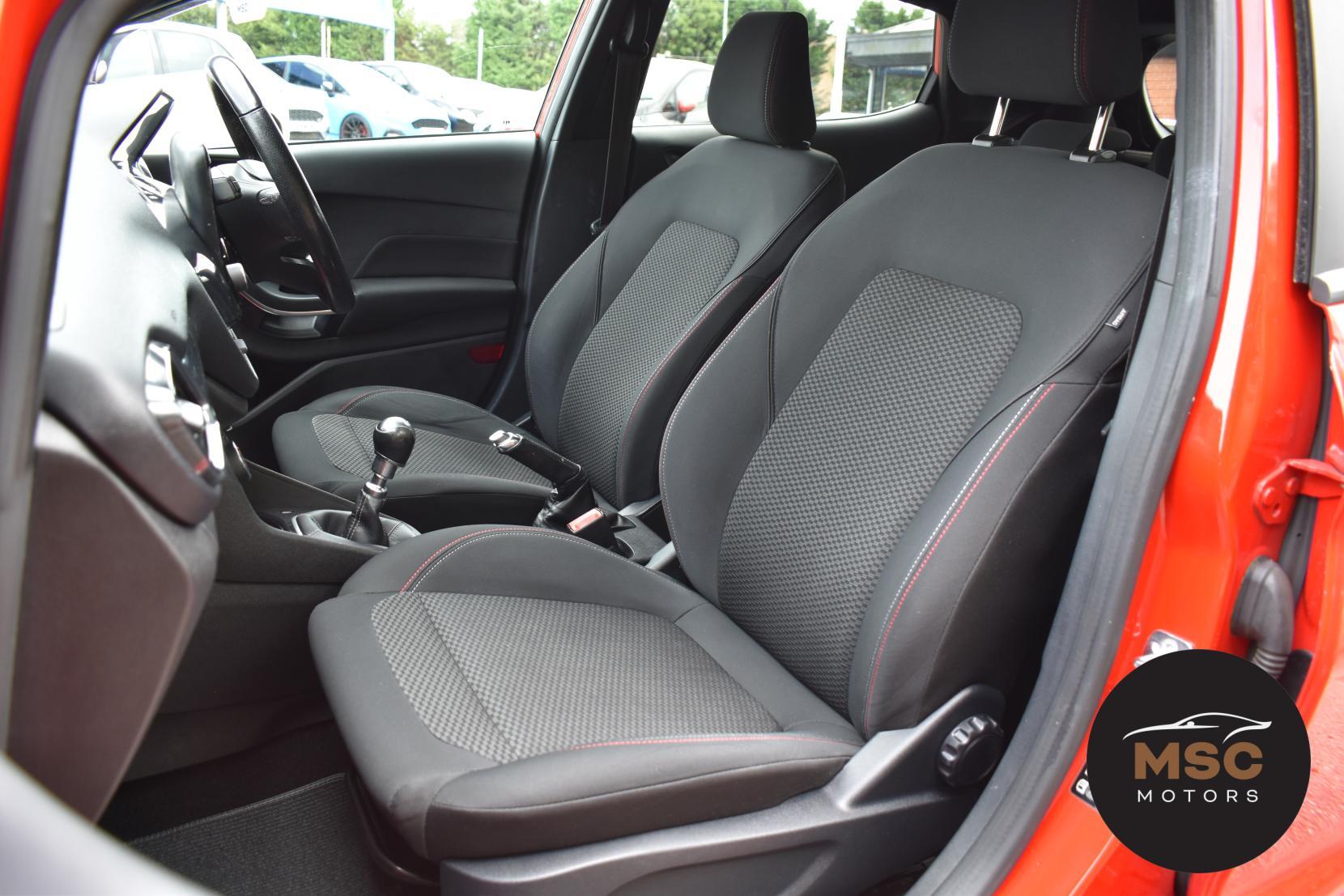 Ford Fiesta view 33