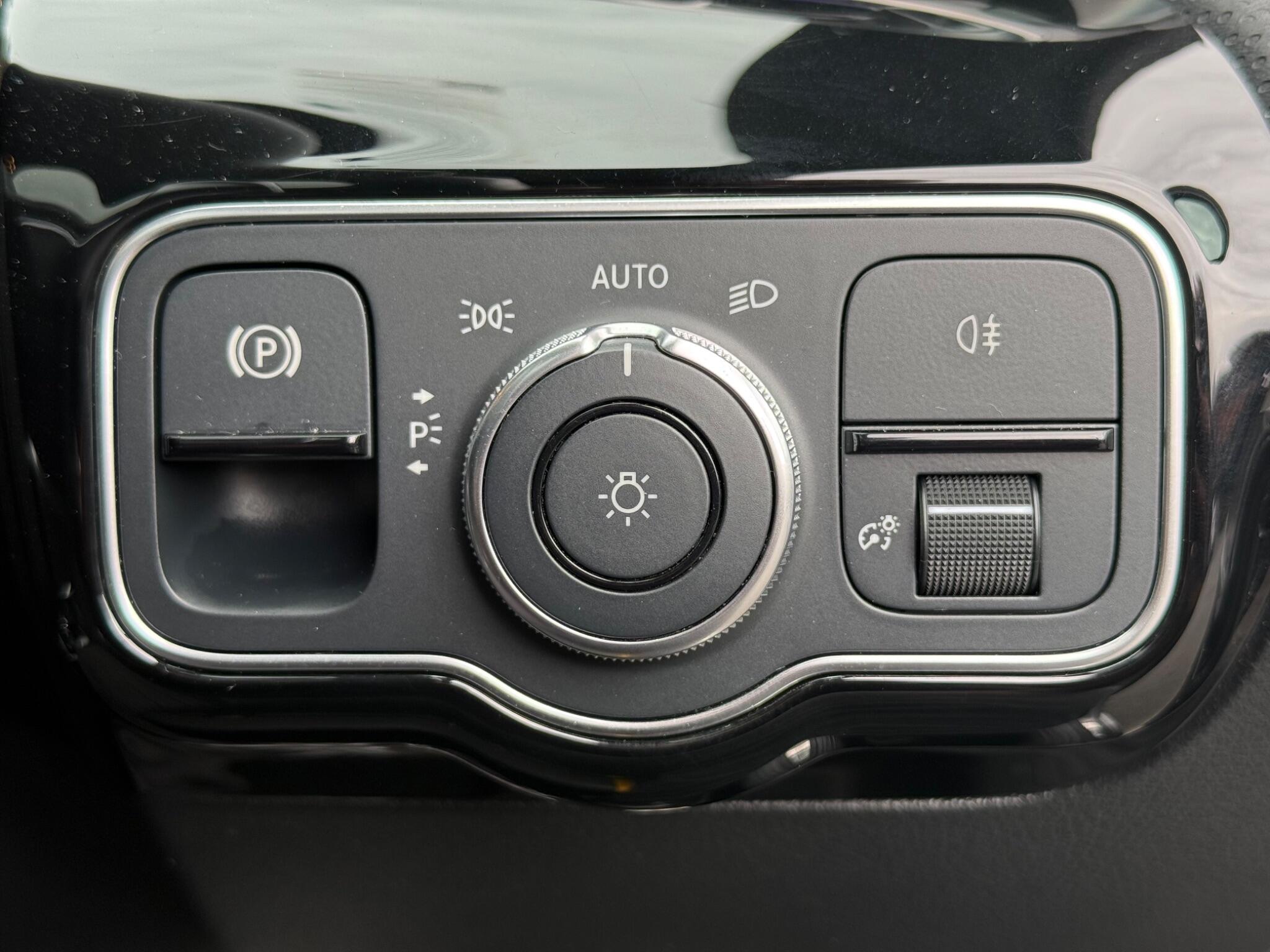 Mercedes-Benz A Class view 17