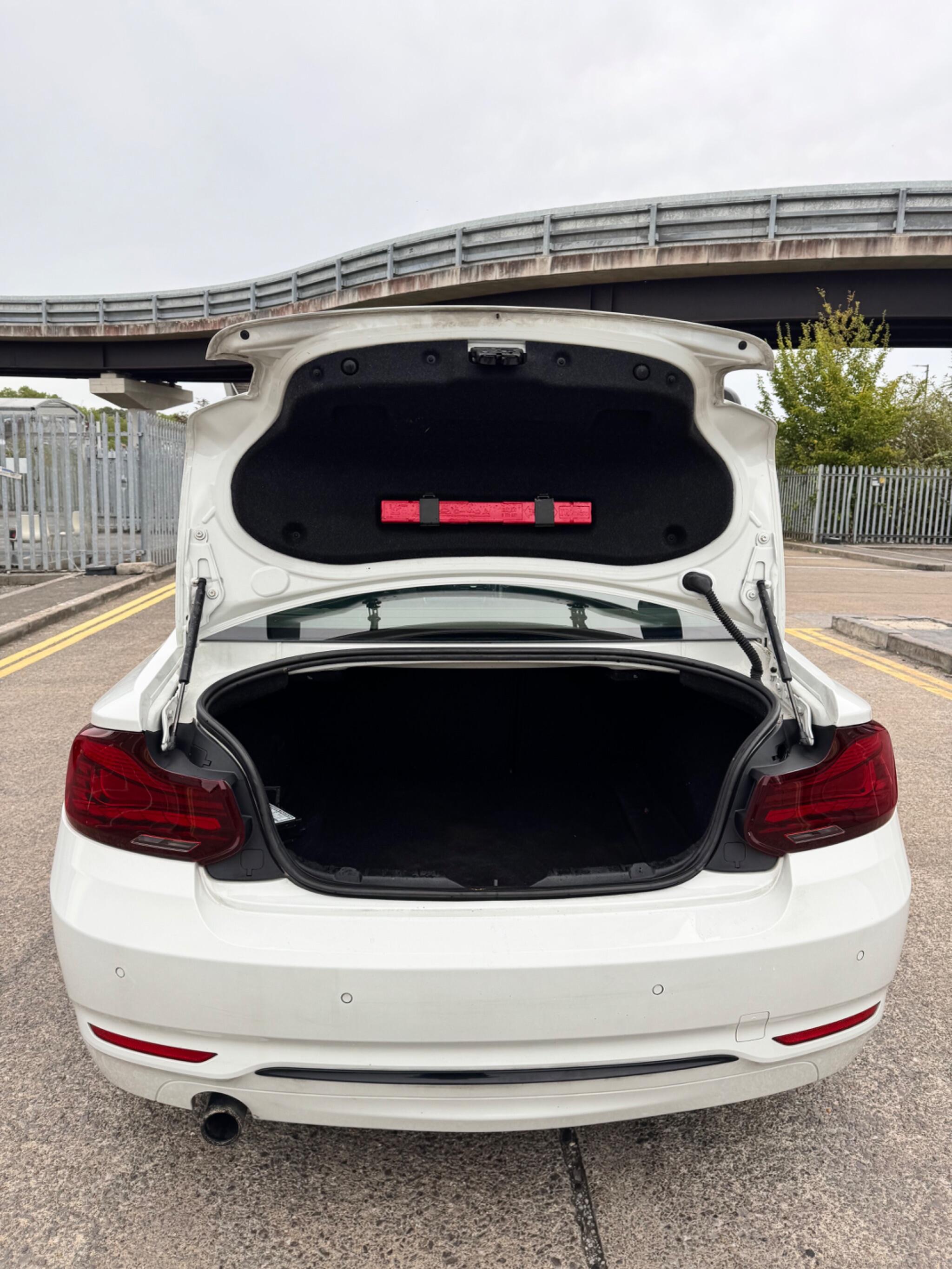 BMW 2 Series view 41