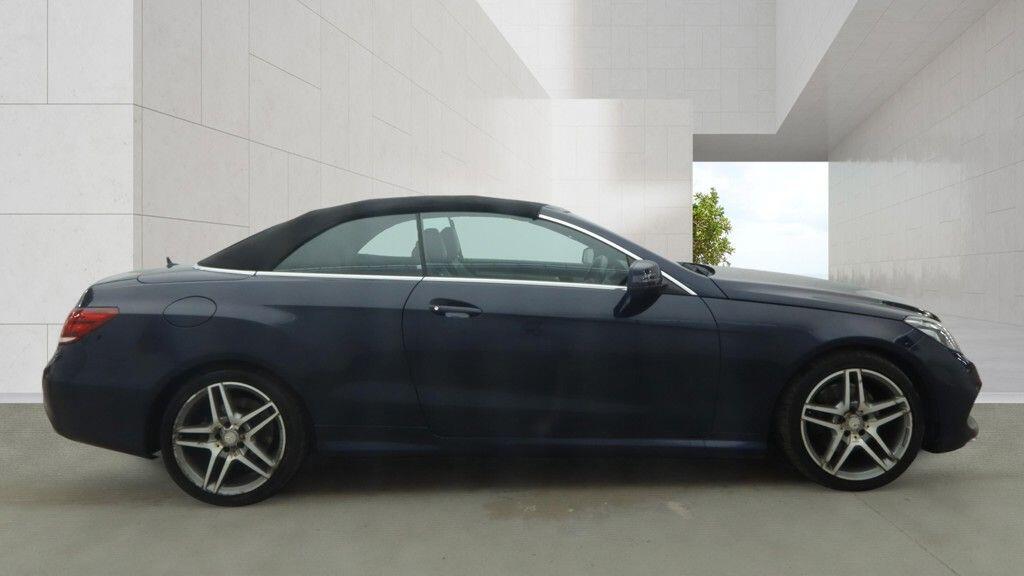 Mercedes-Benz E Class view 11