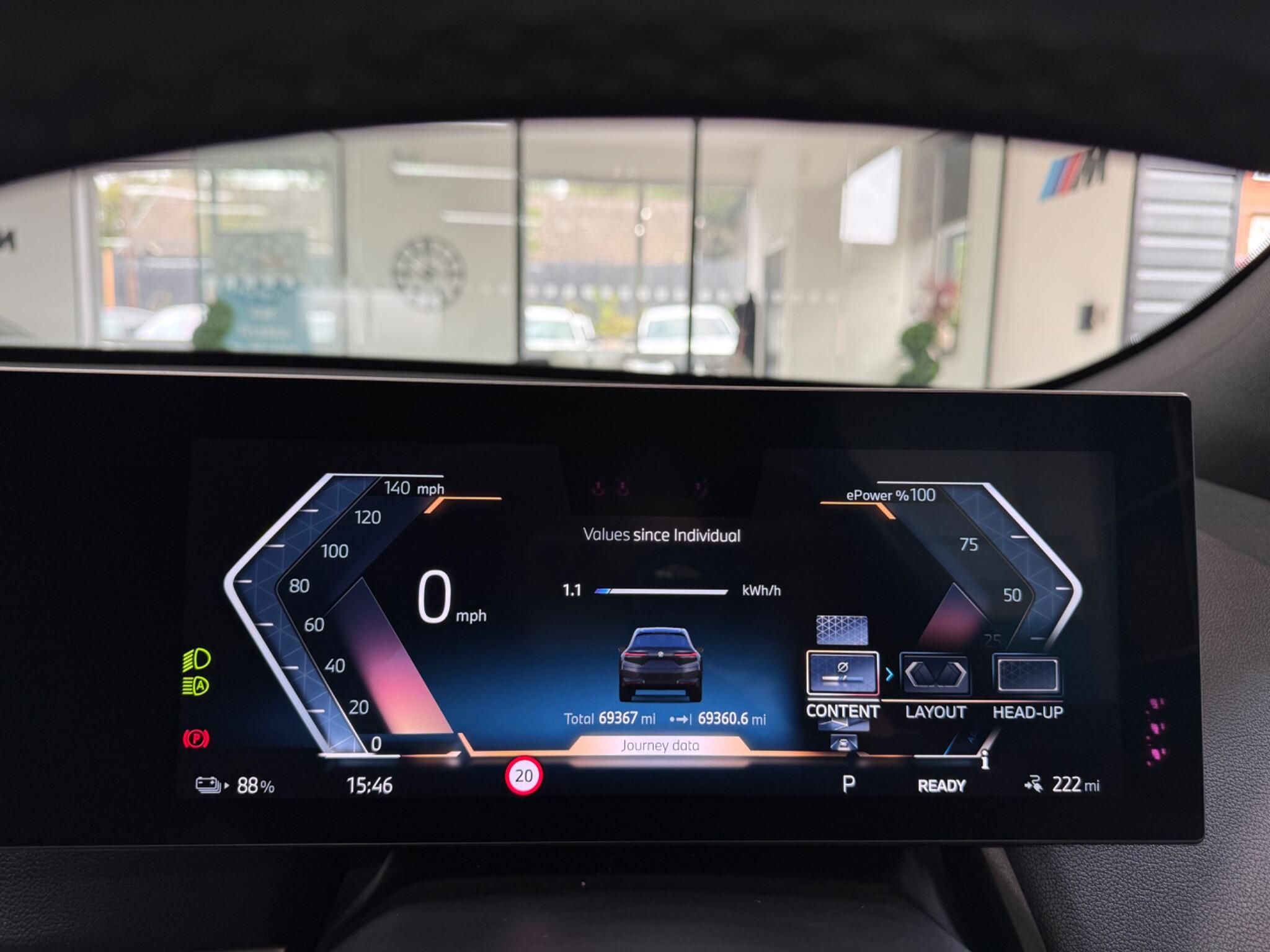 BMW iX view 24