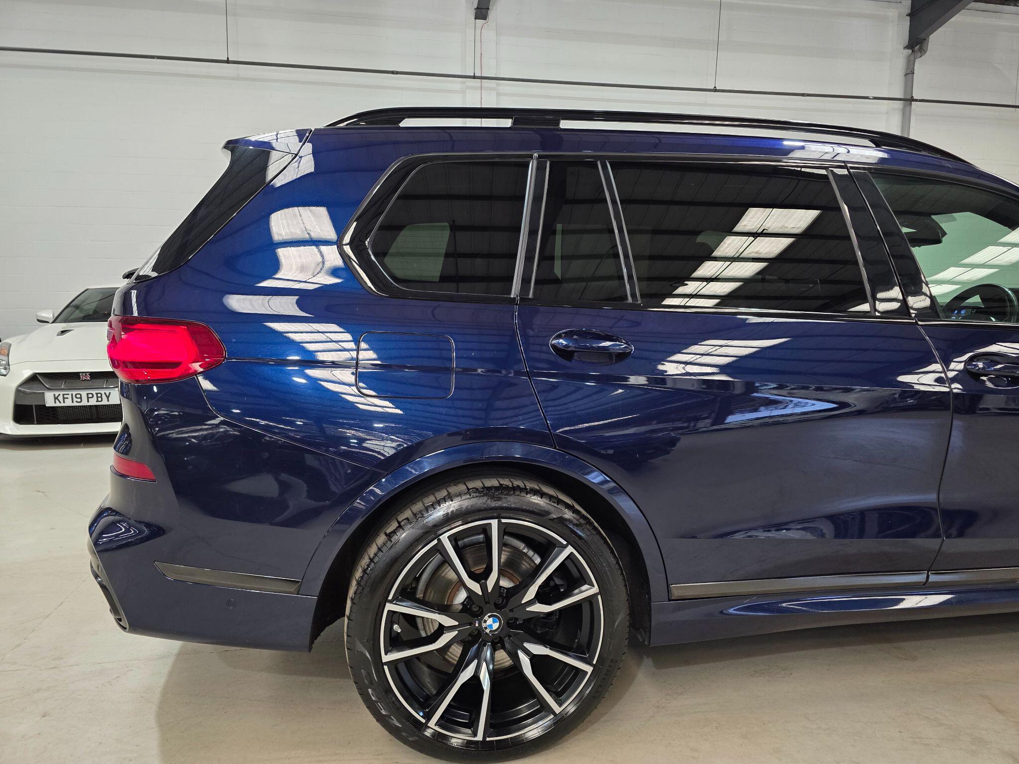 BMW X7 view 72
