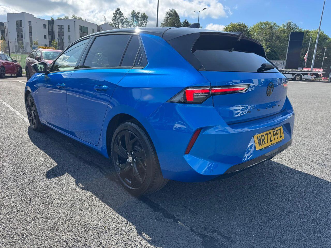 Vauxhall Astra view 3