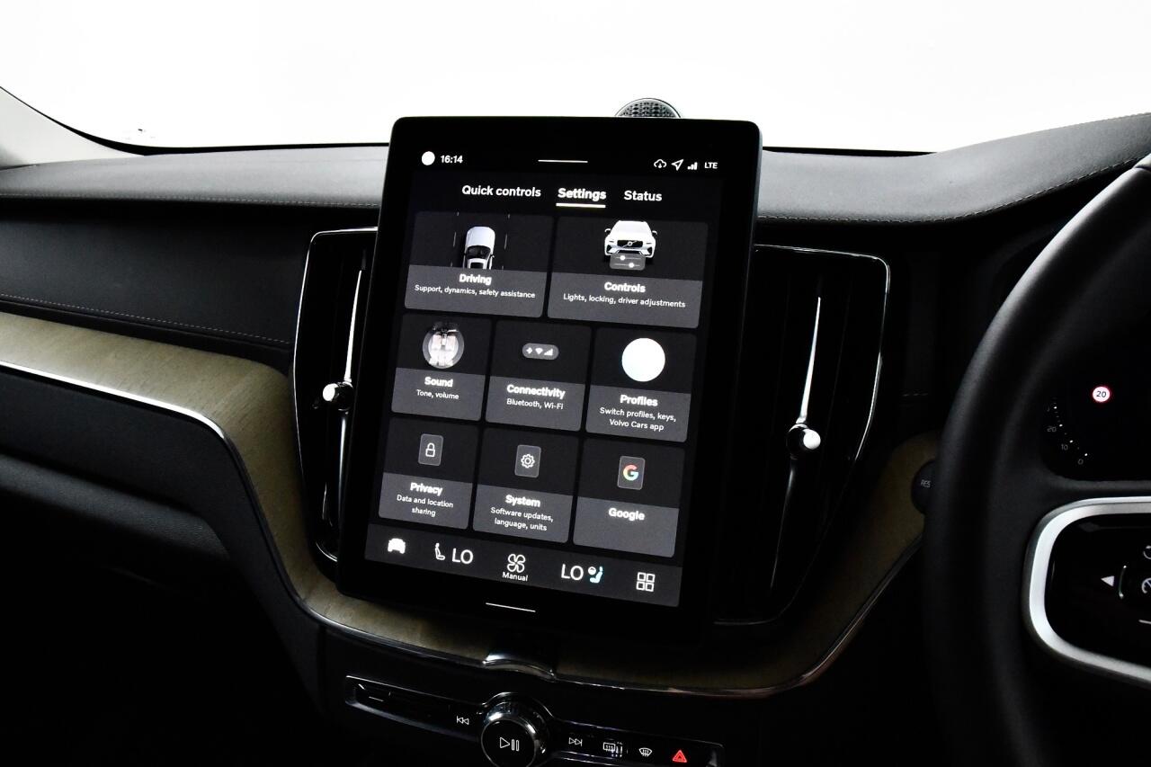 Volvo XC60 view 33