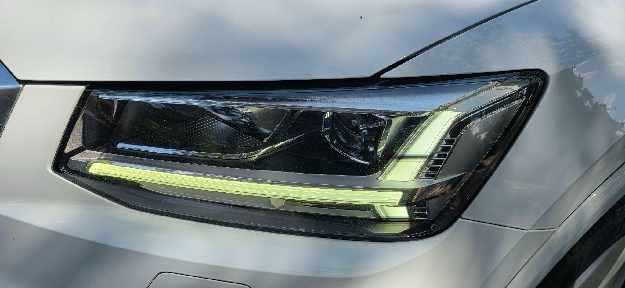 Audi Q2 view 14