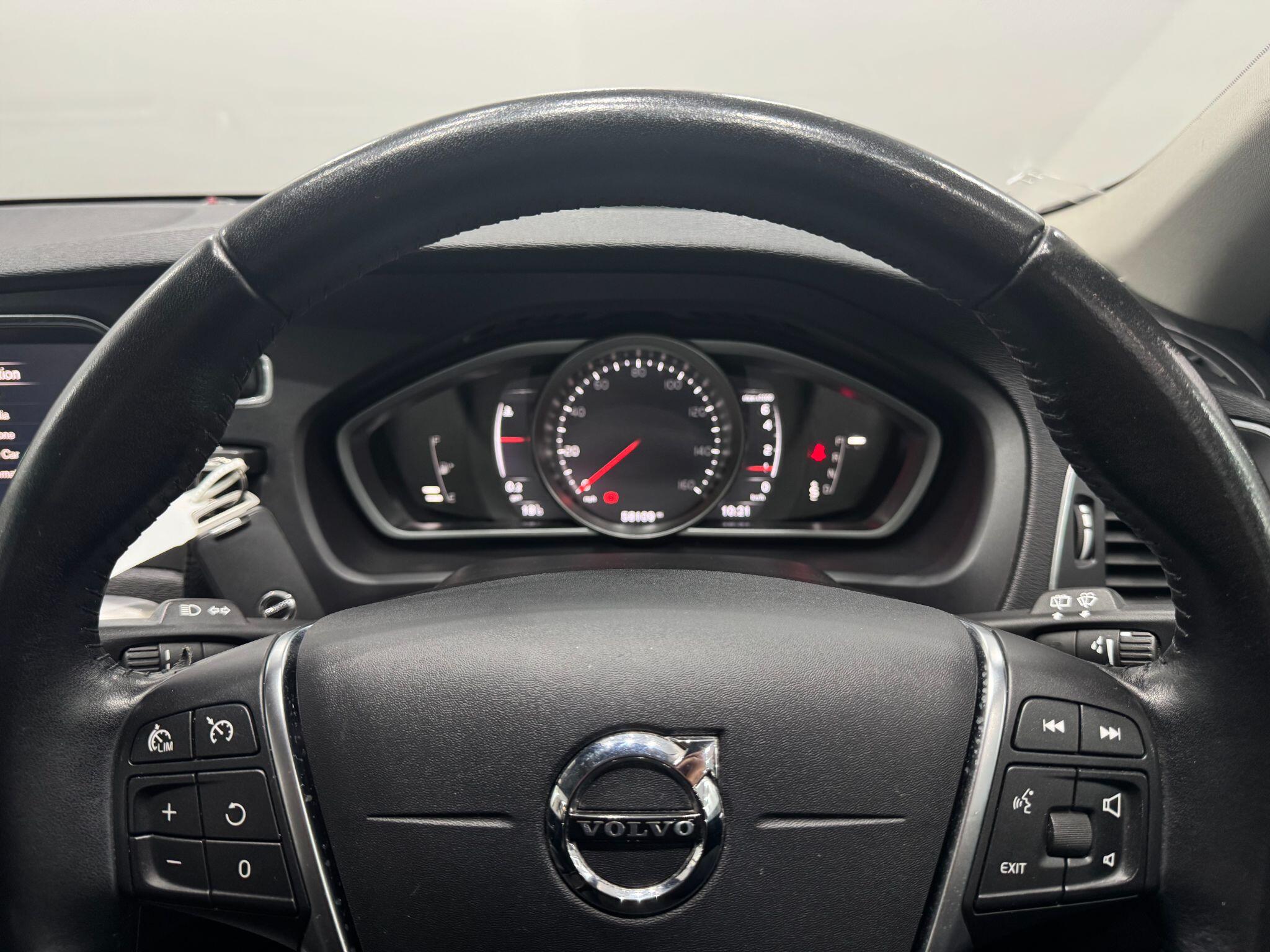 Volvo V40 view 35