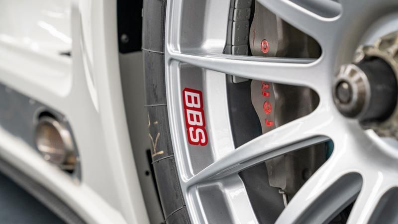 Mercedes-Benz SLS view 10