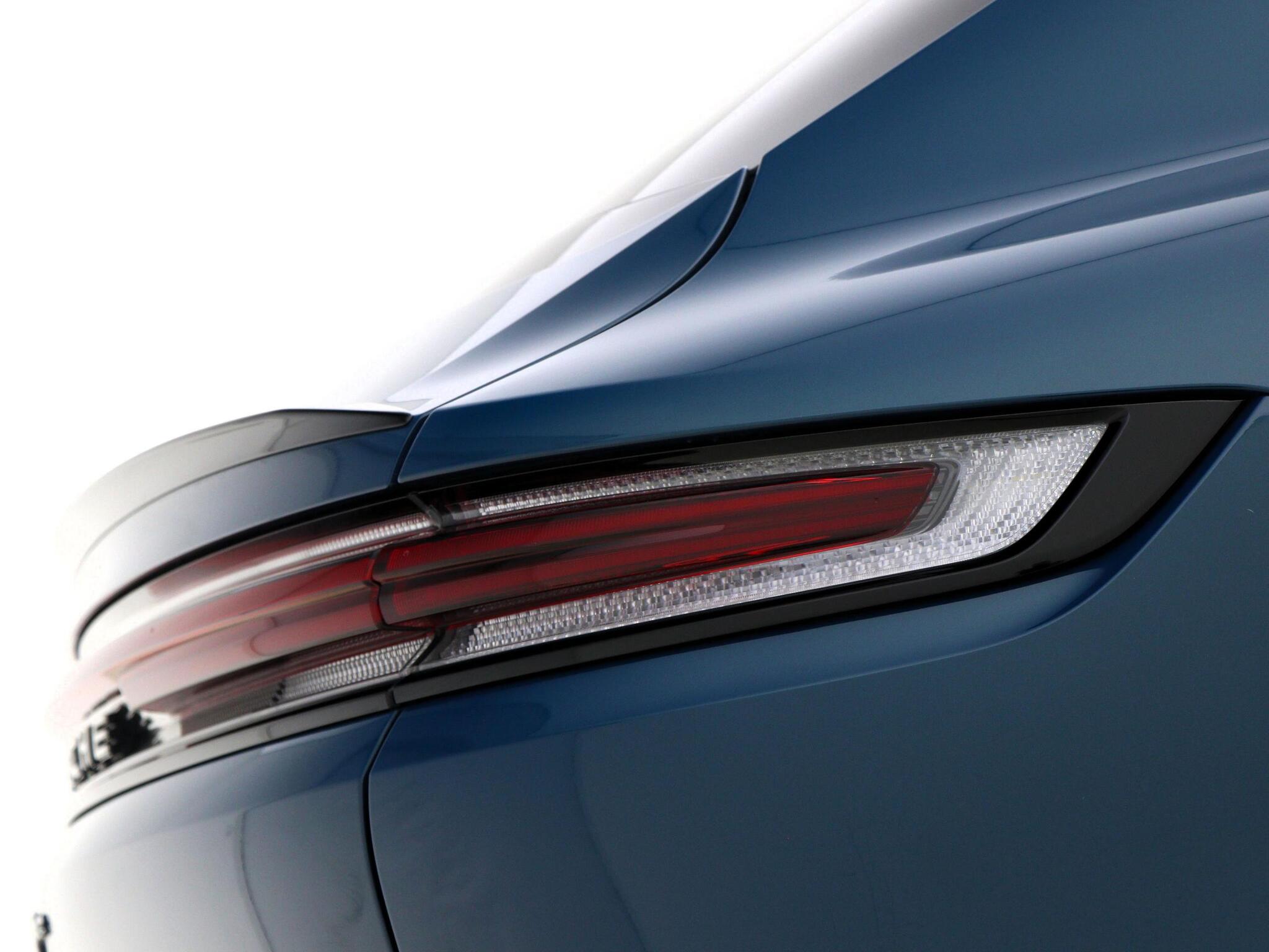 Porsche Cayenne view 50