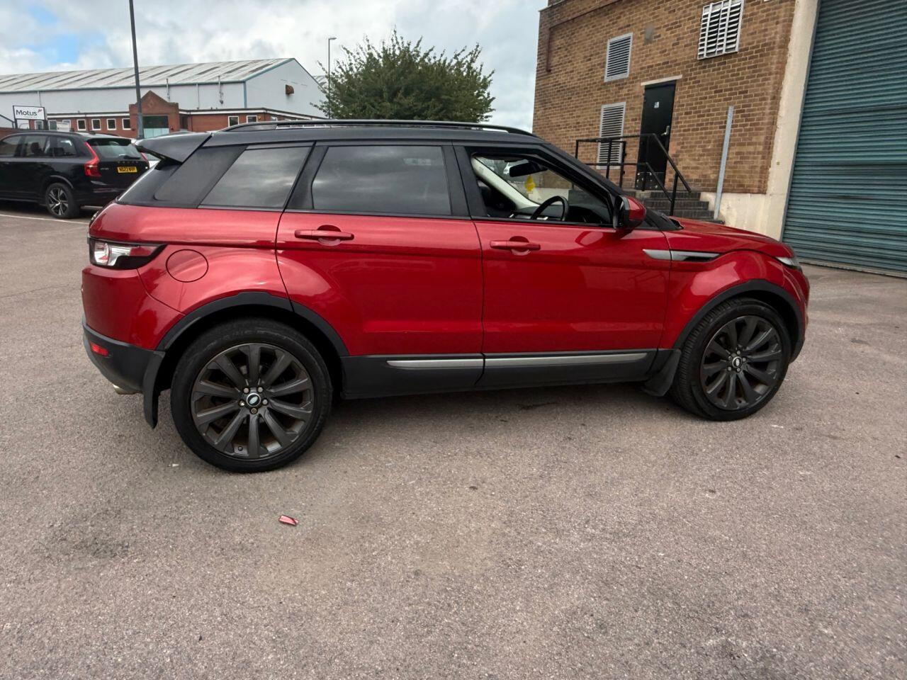 Land Rover Range Rover Evoque view 48