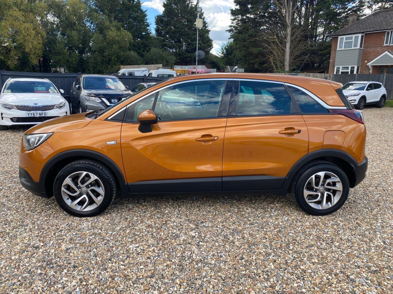 Vauxhall Crossland X view 8