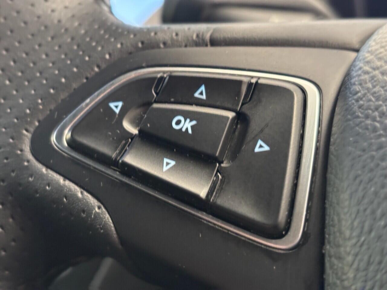 Ford Focus view 40