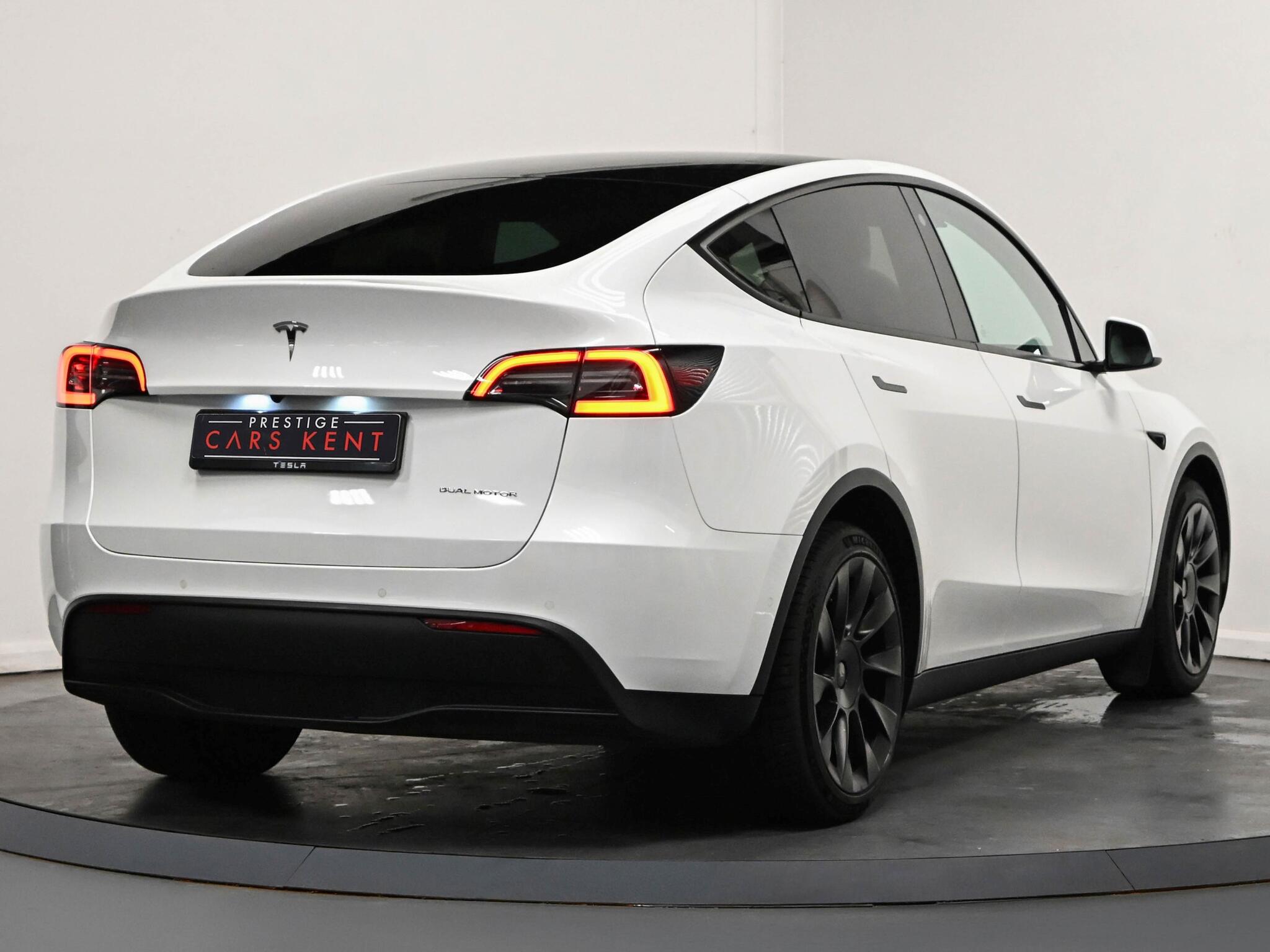 Tesla Model Y view 26