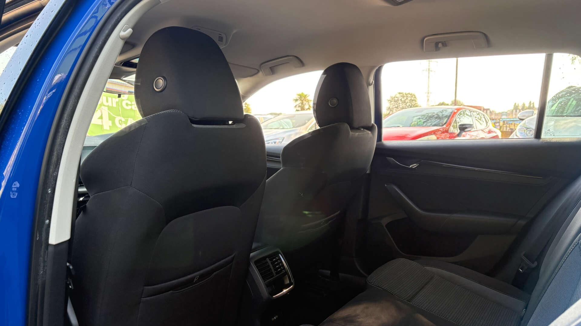 Skoda Octavia view 12