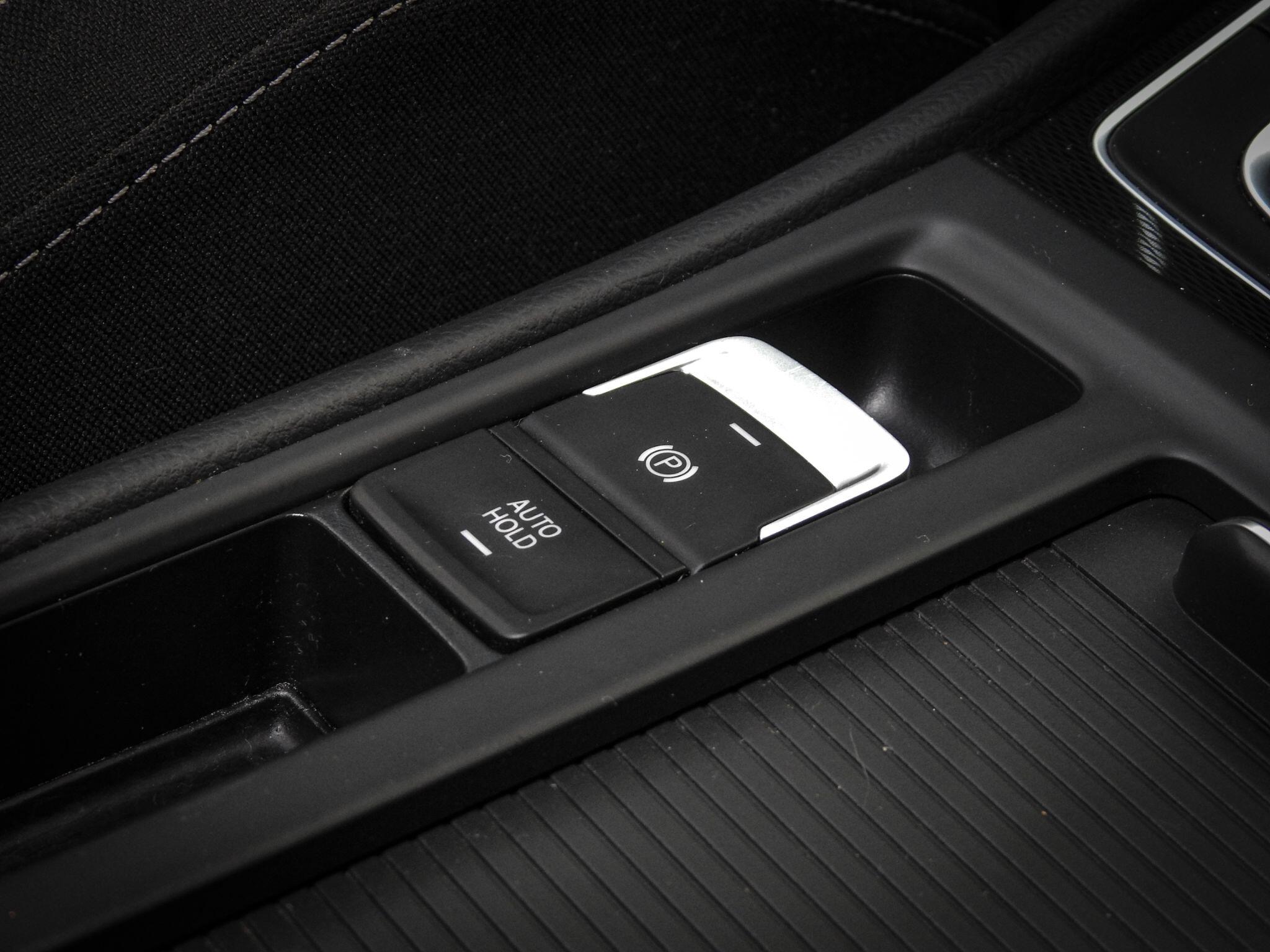 Volkswagen Golf view 29