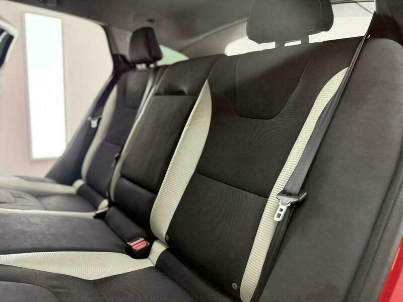 2011 Volvo V60 image 29