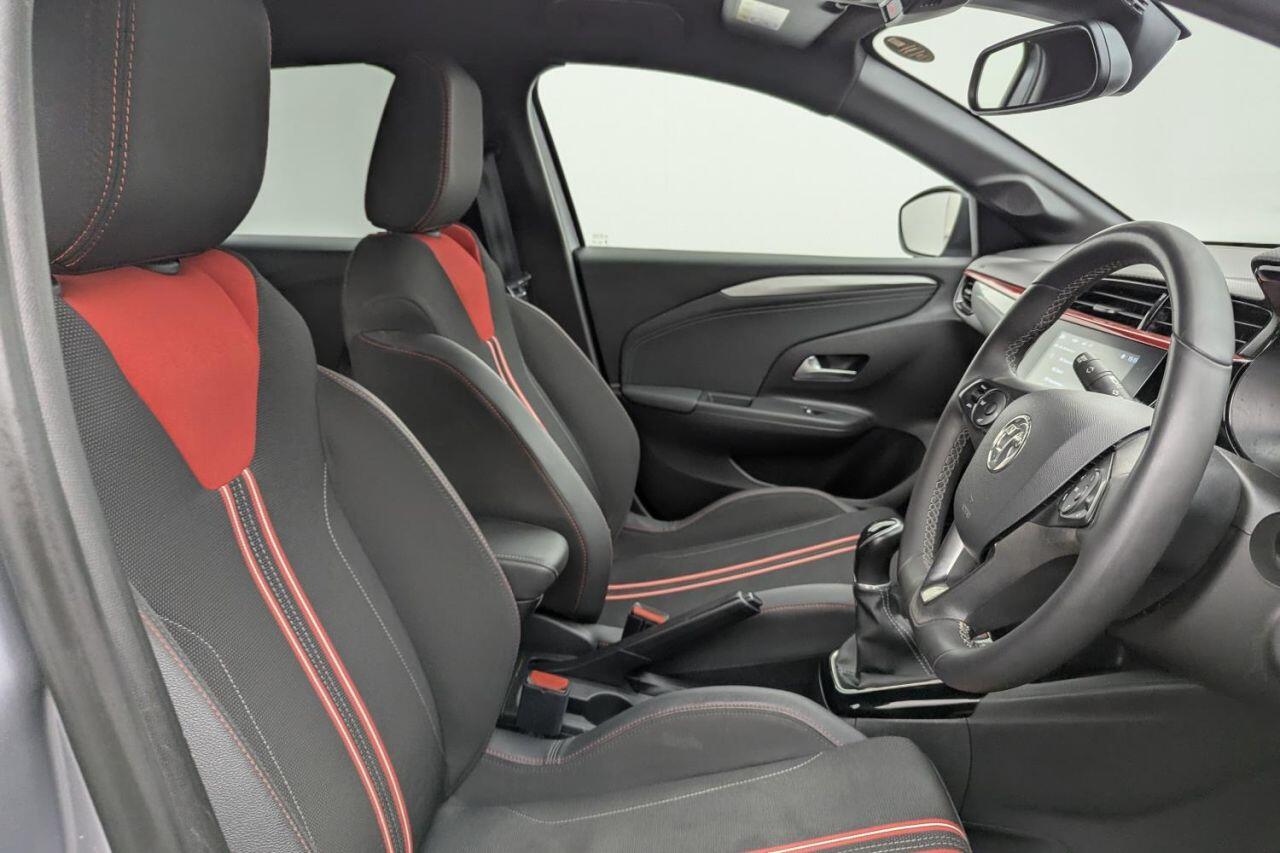 Vauxhall Corsa view 3