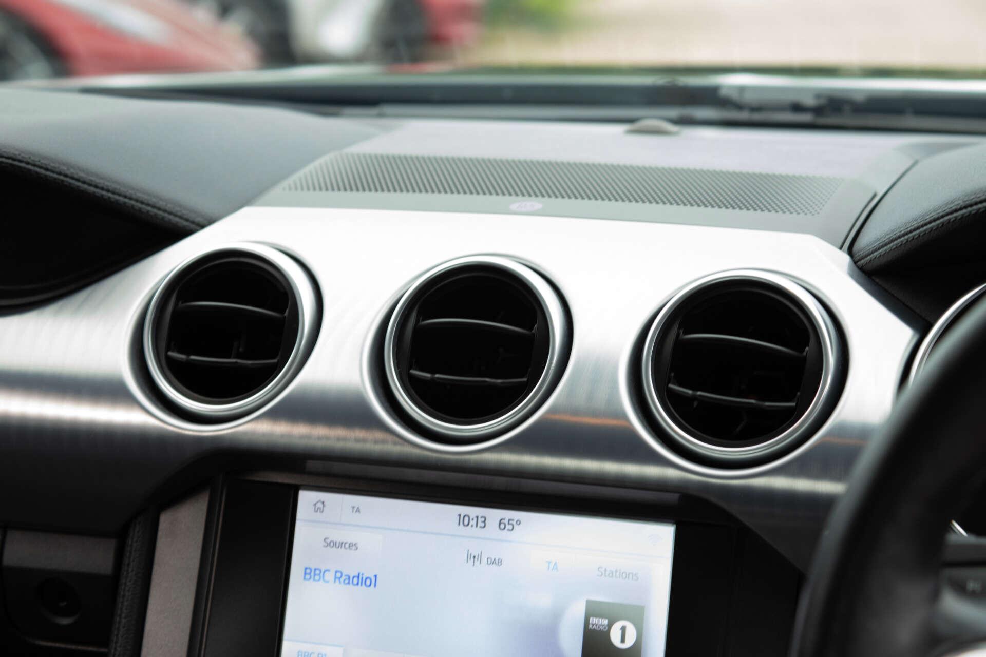 Ford Mustang view 46